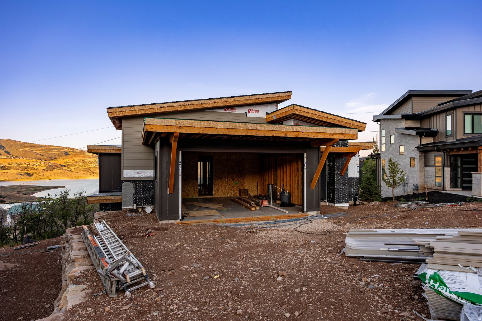 main property photo 19