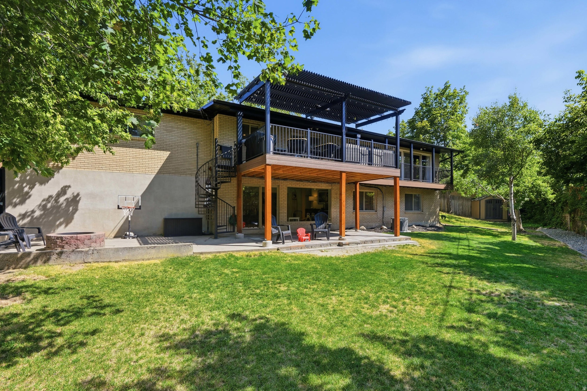 main property photo 44
