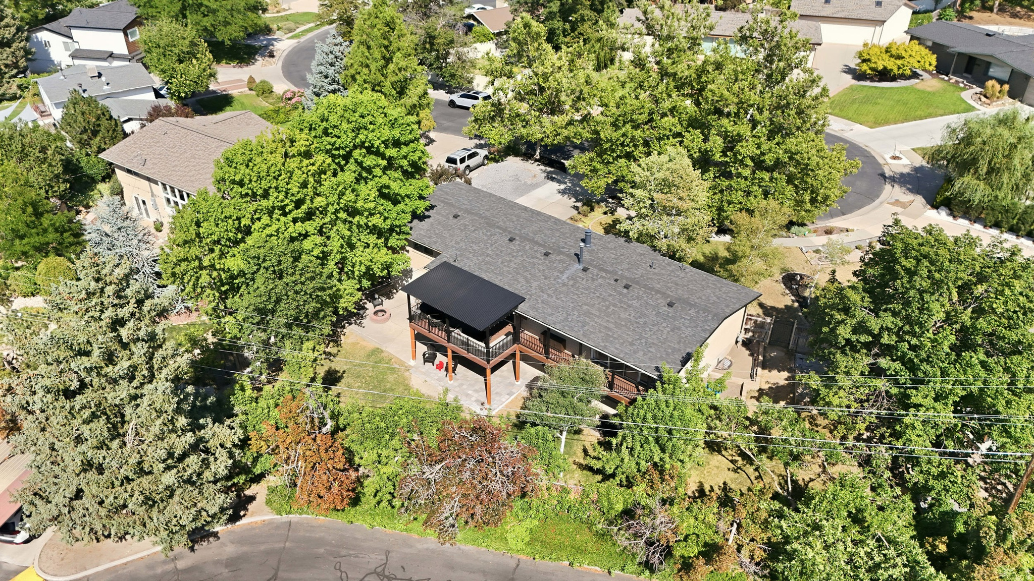 main property photo 50