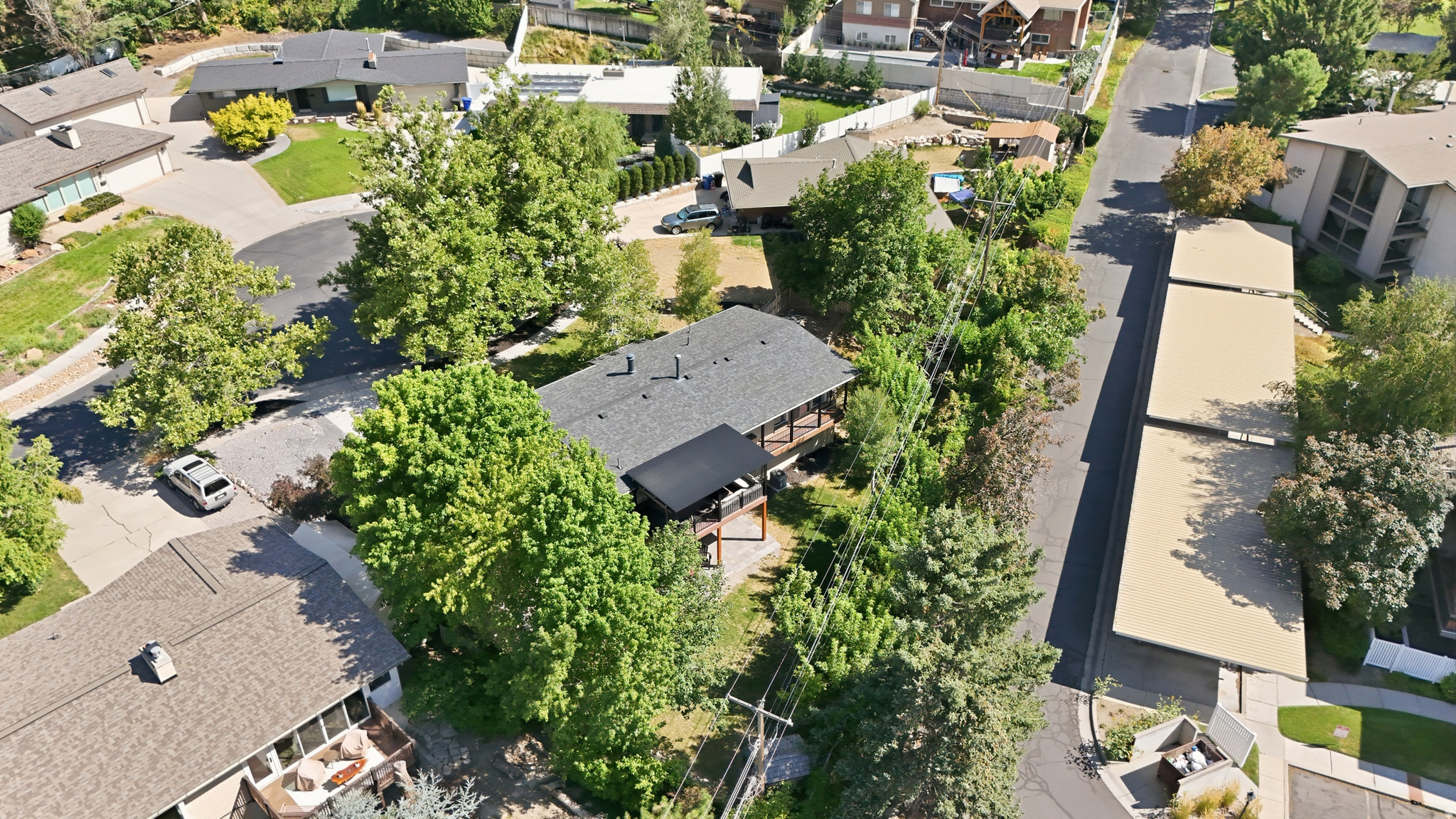 main property photo 51