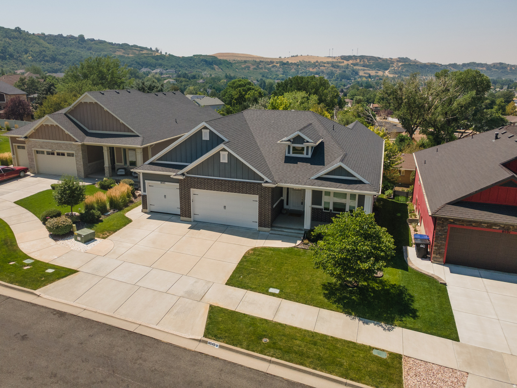 main property photo 46