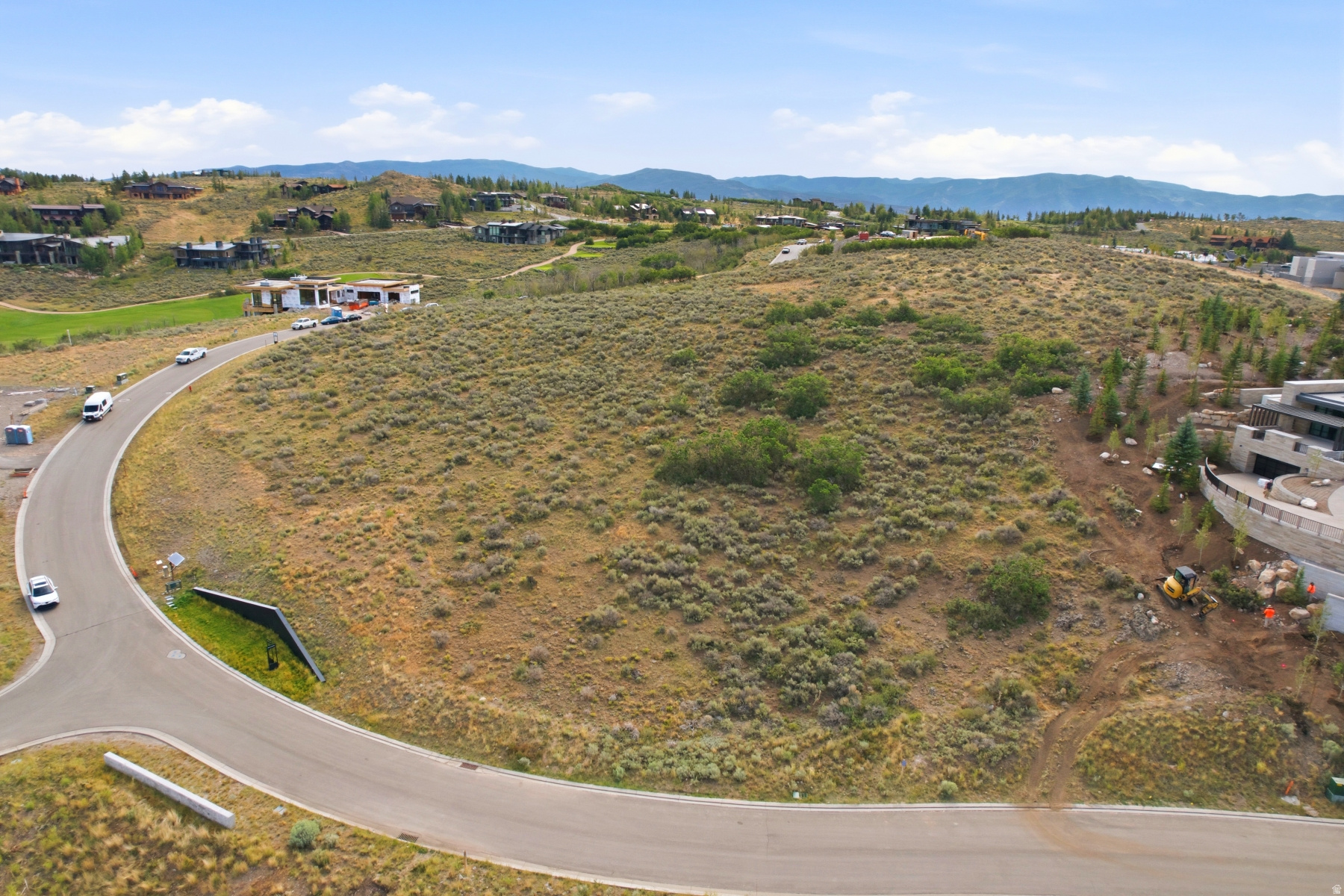 main property photo 10