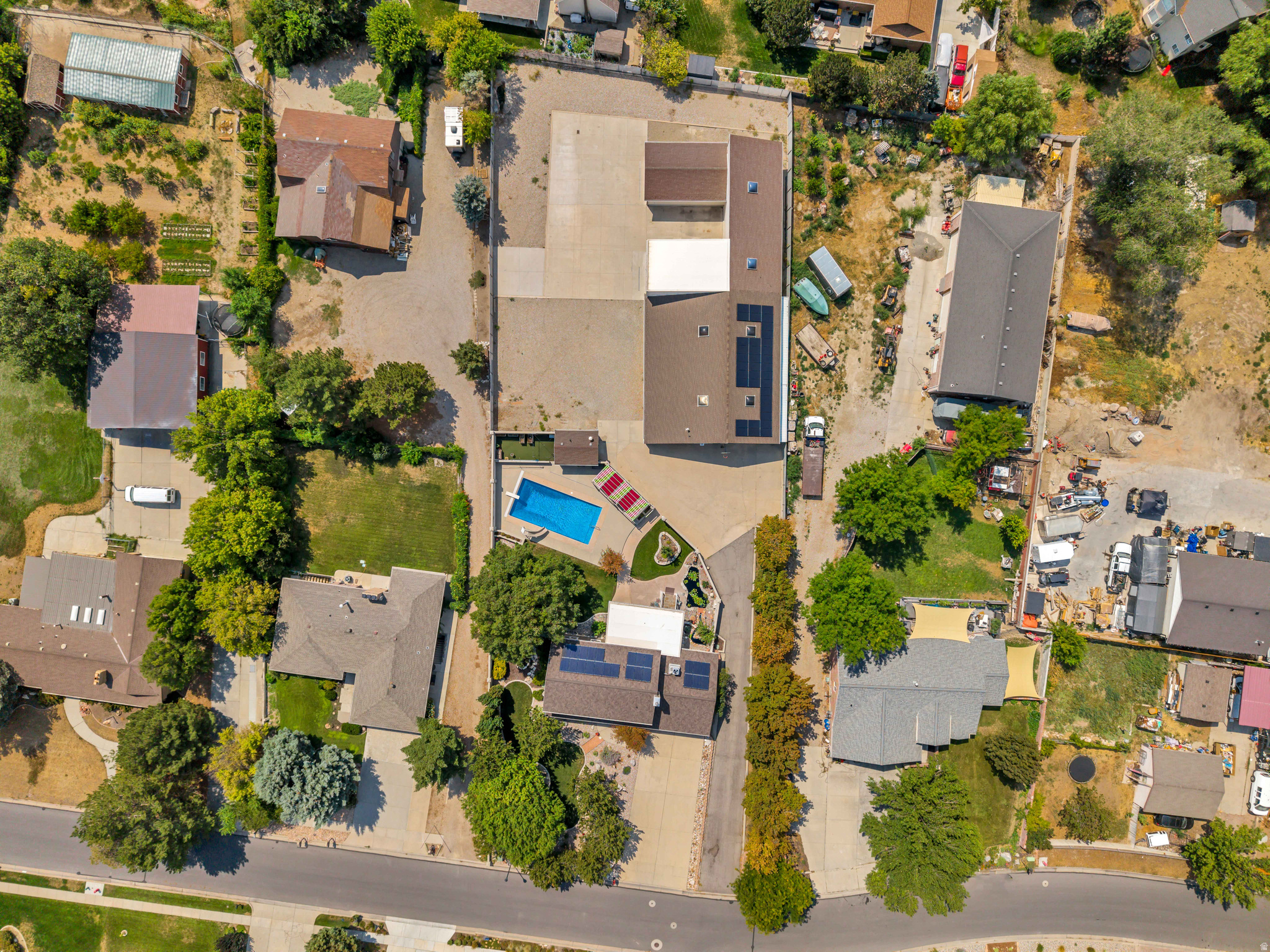 main property photo 120