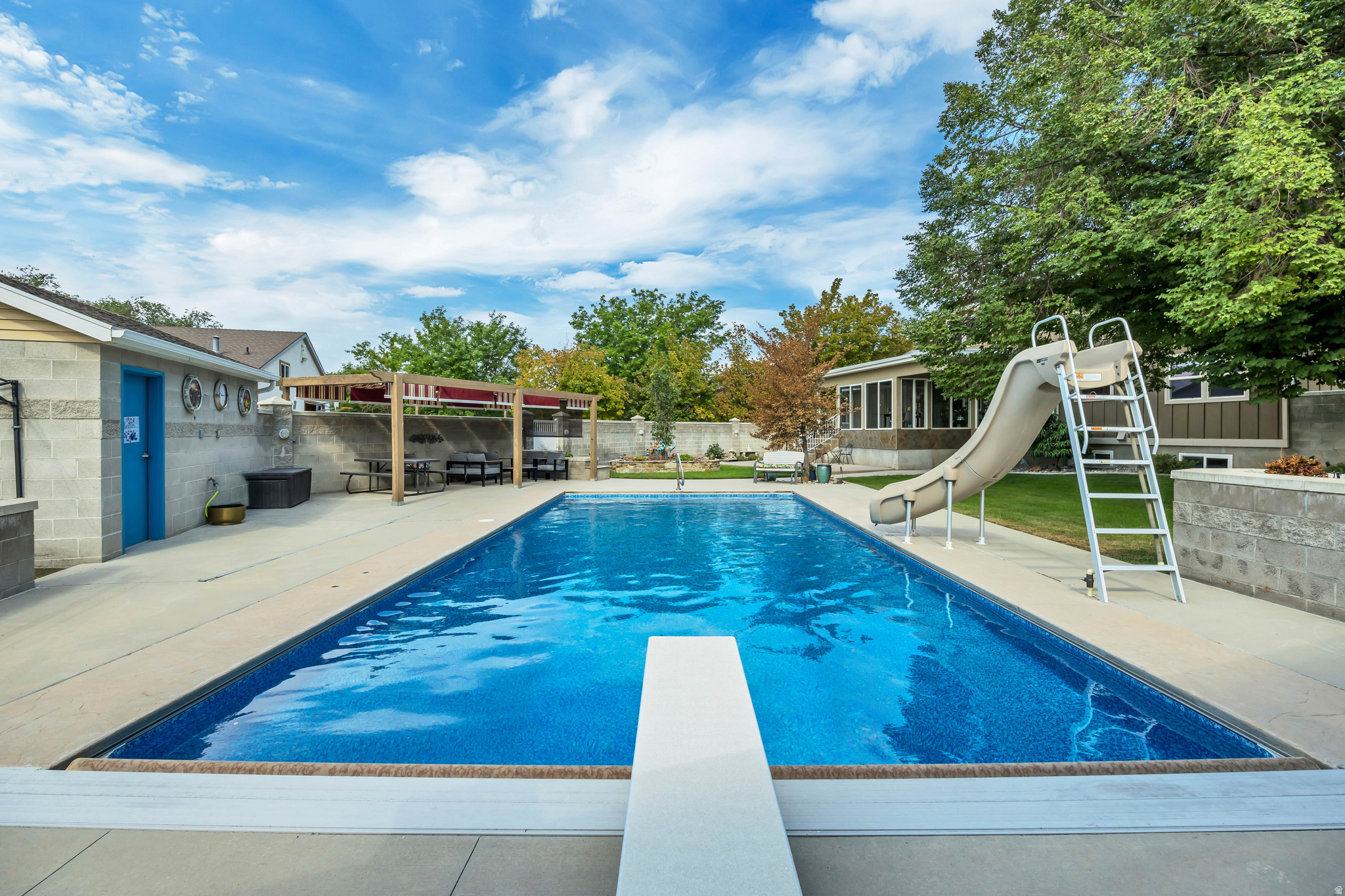 main property photo 65