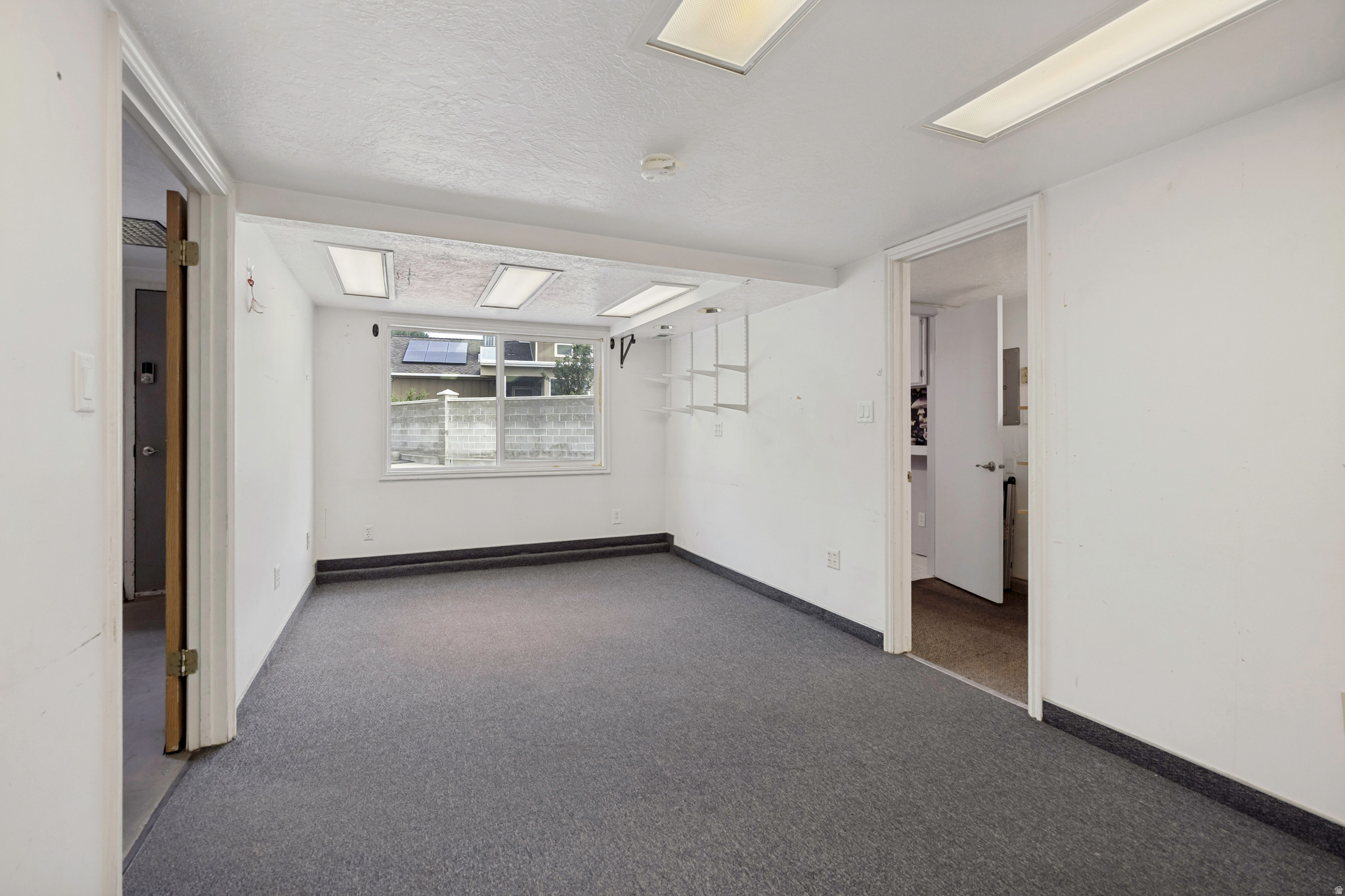 main property photo 77