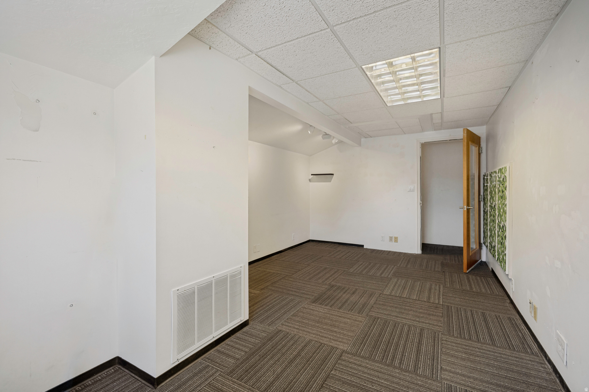 main property photo 80