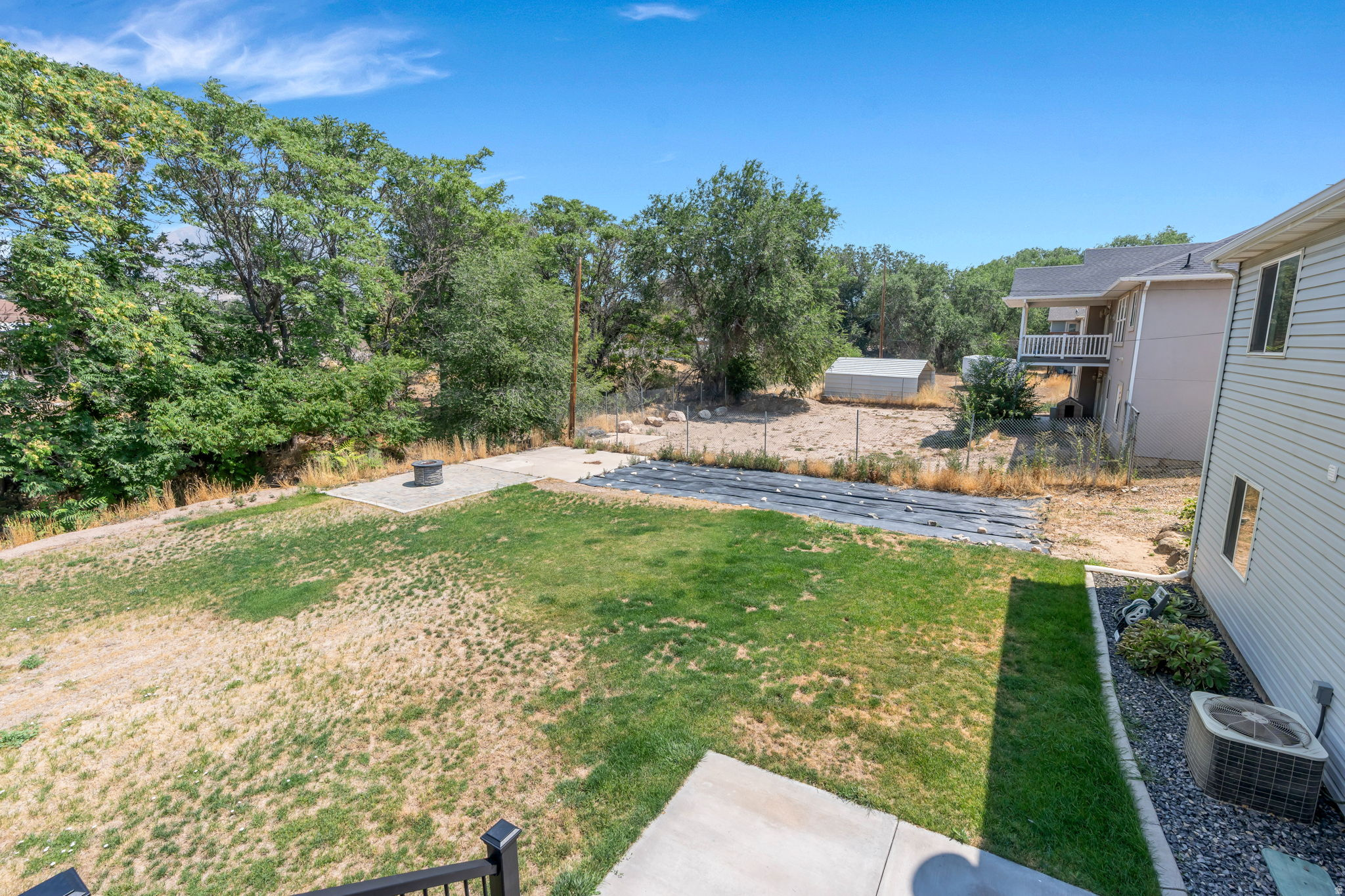 main property photo 35