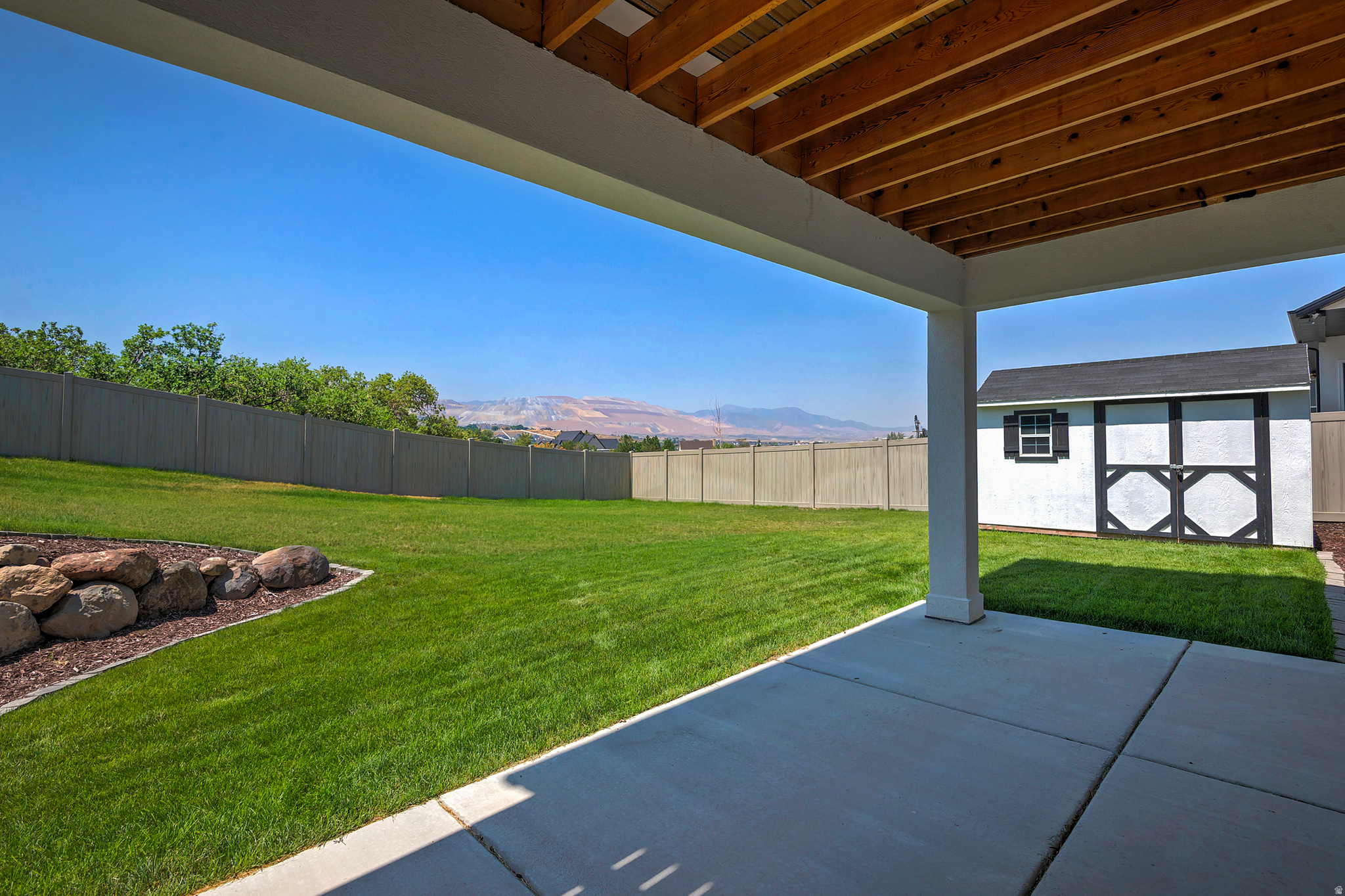 main property photo 41