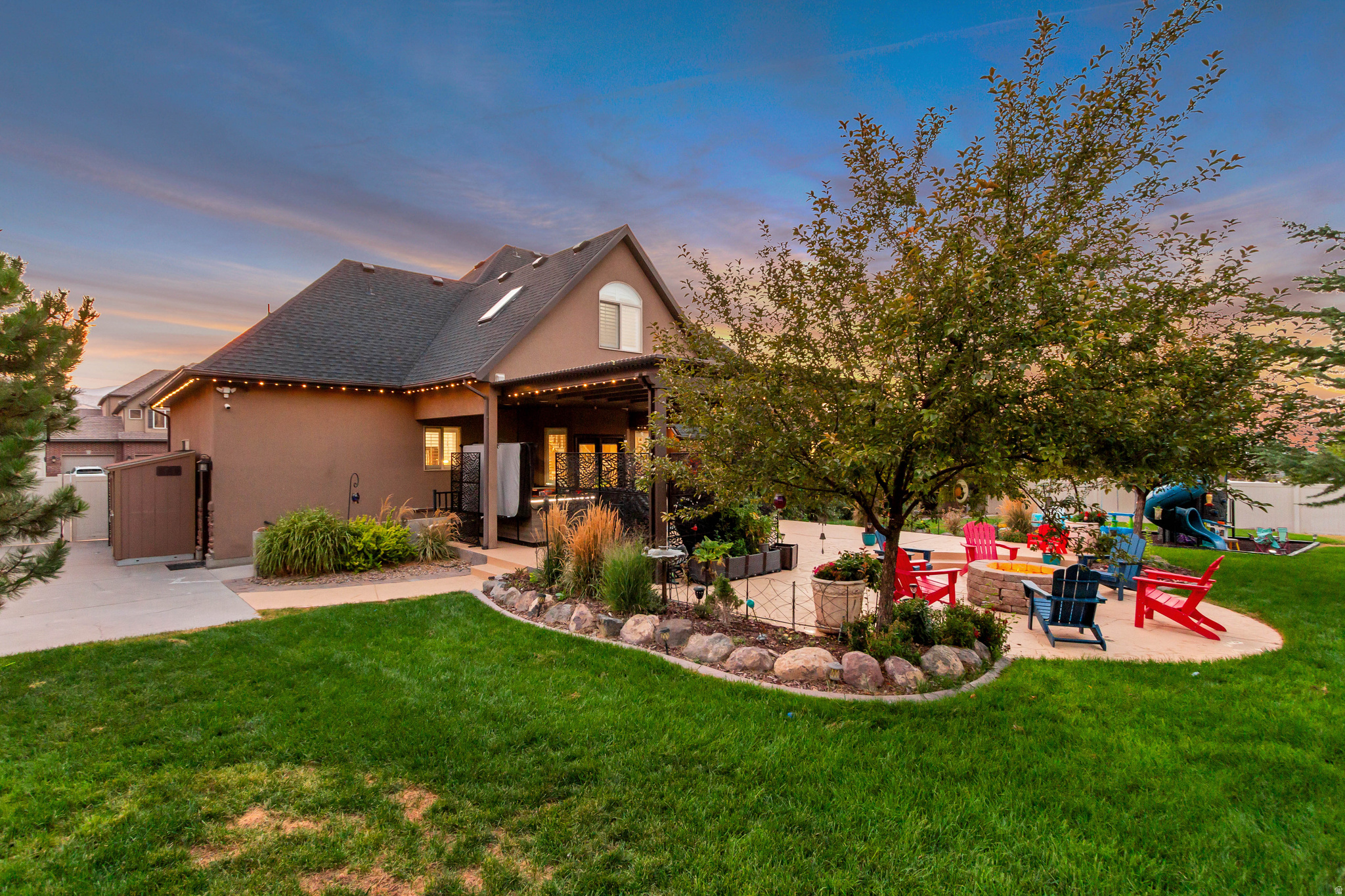 main property photo 59