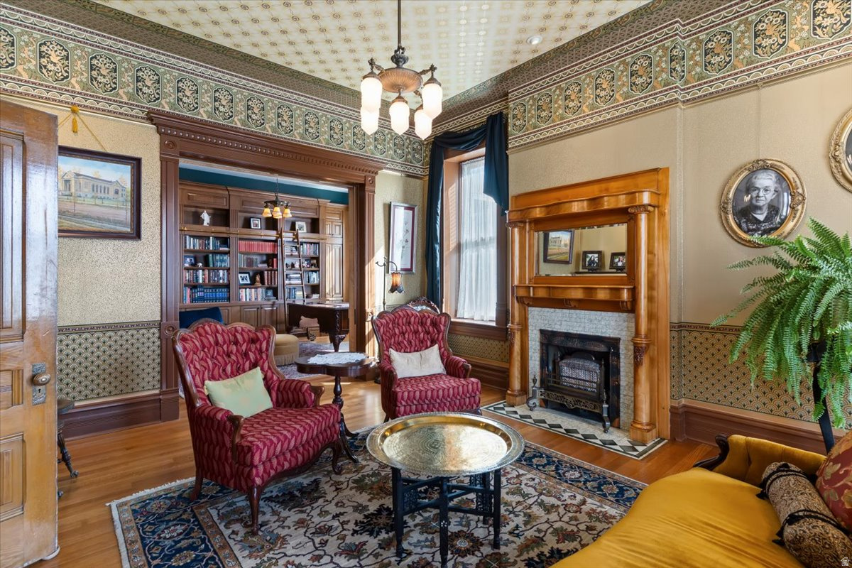 main property photo 10