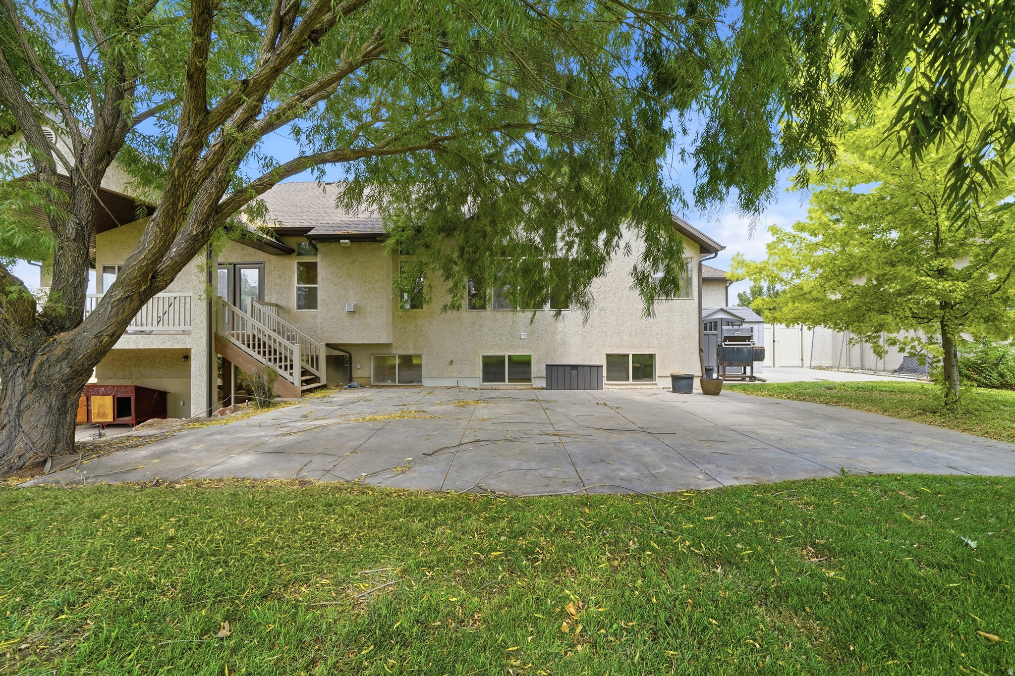 main property photo 36