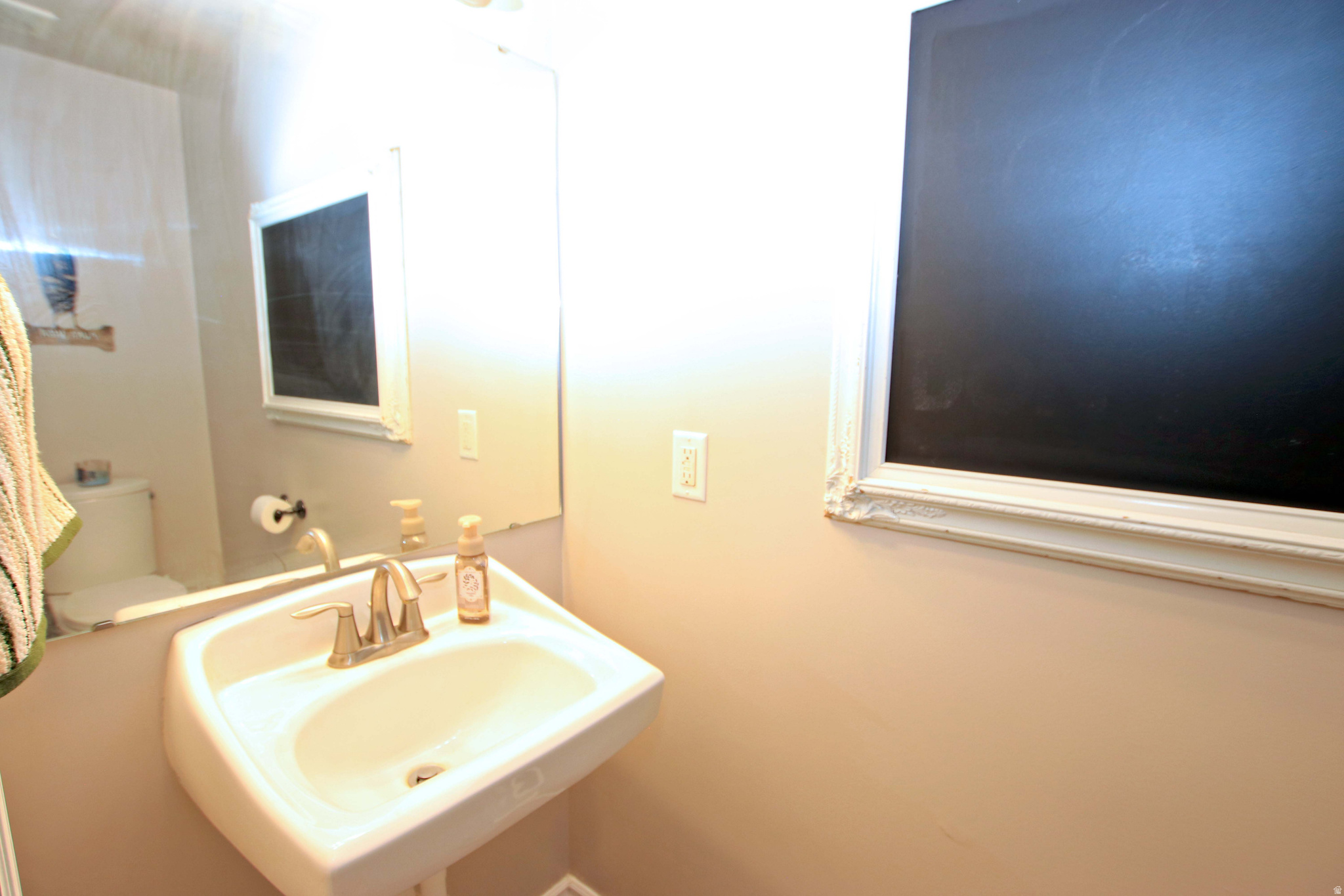 main property photo 9