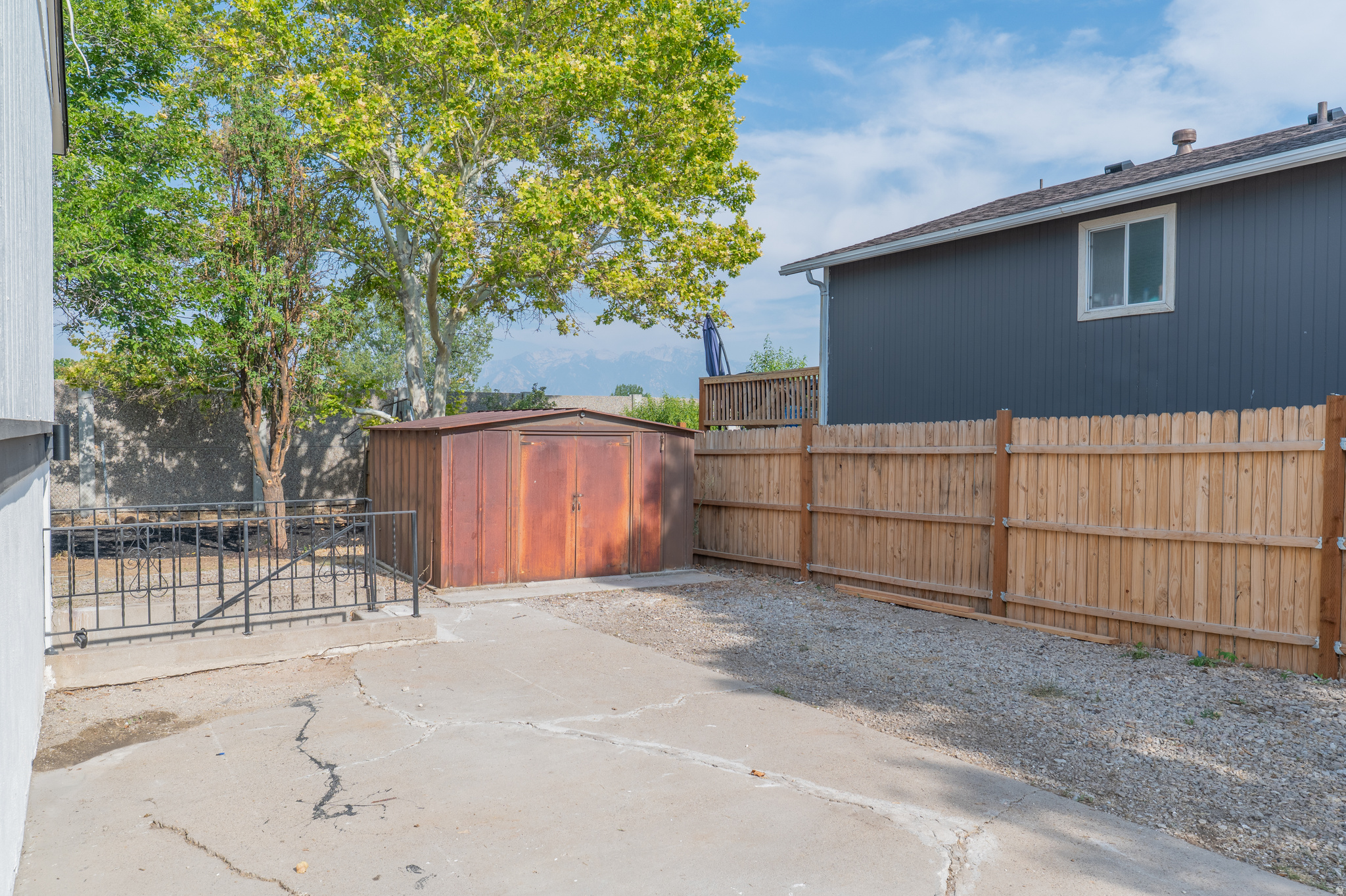 main property photo 26