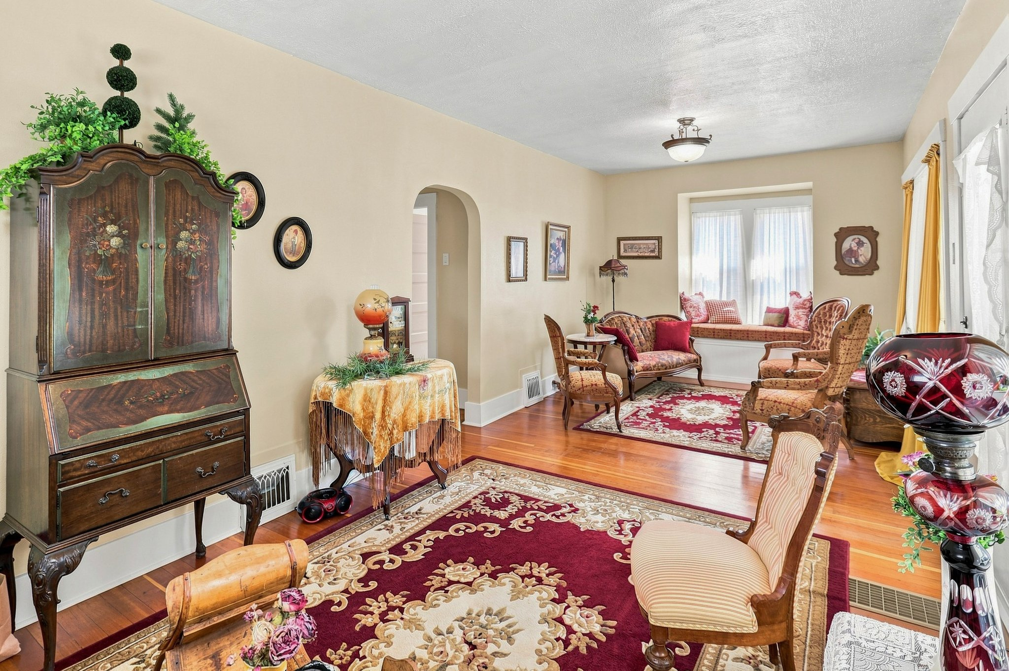 main property photo 3