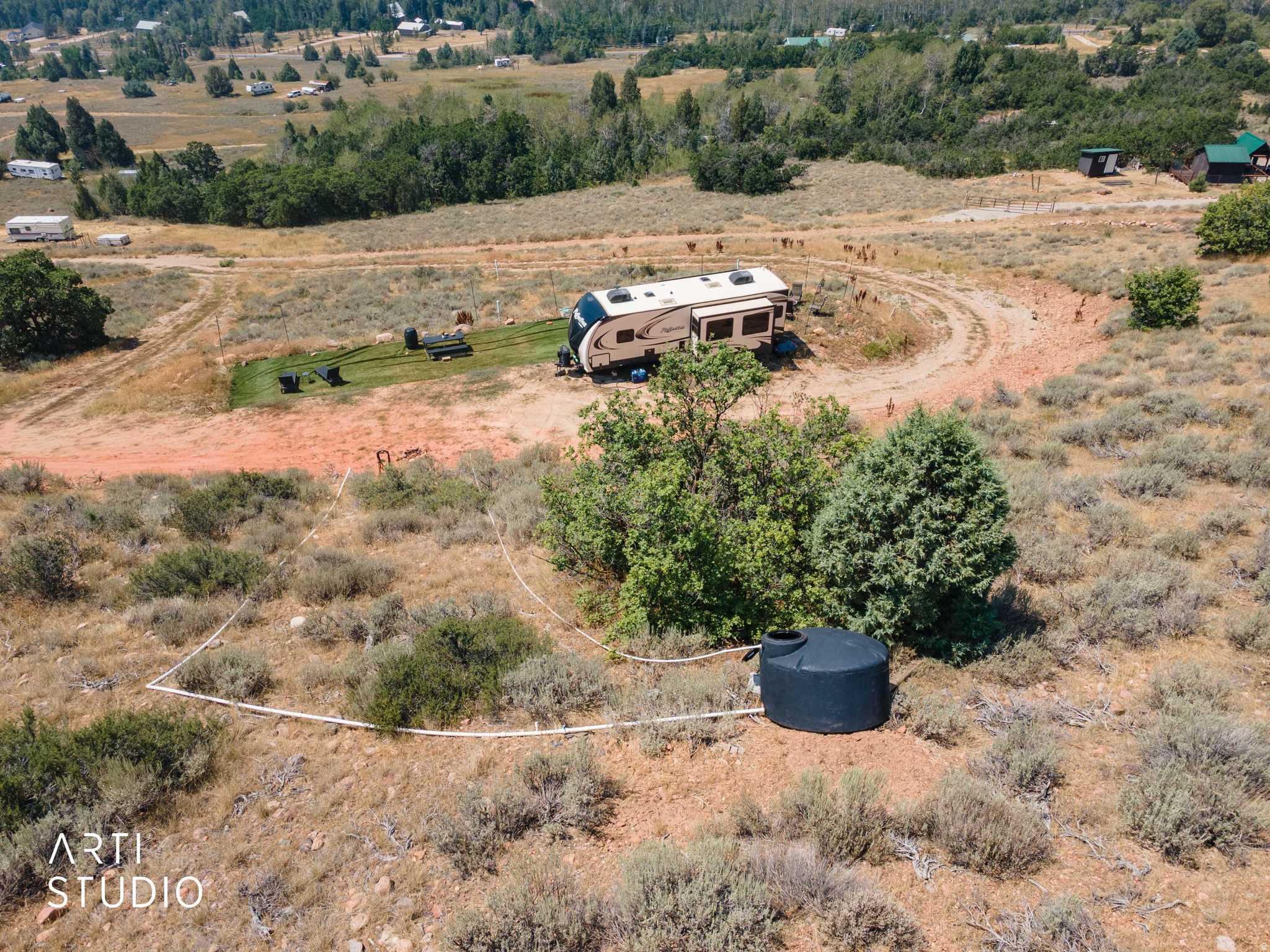 main property photo 16