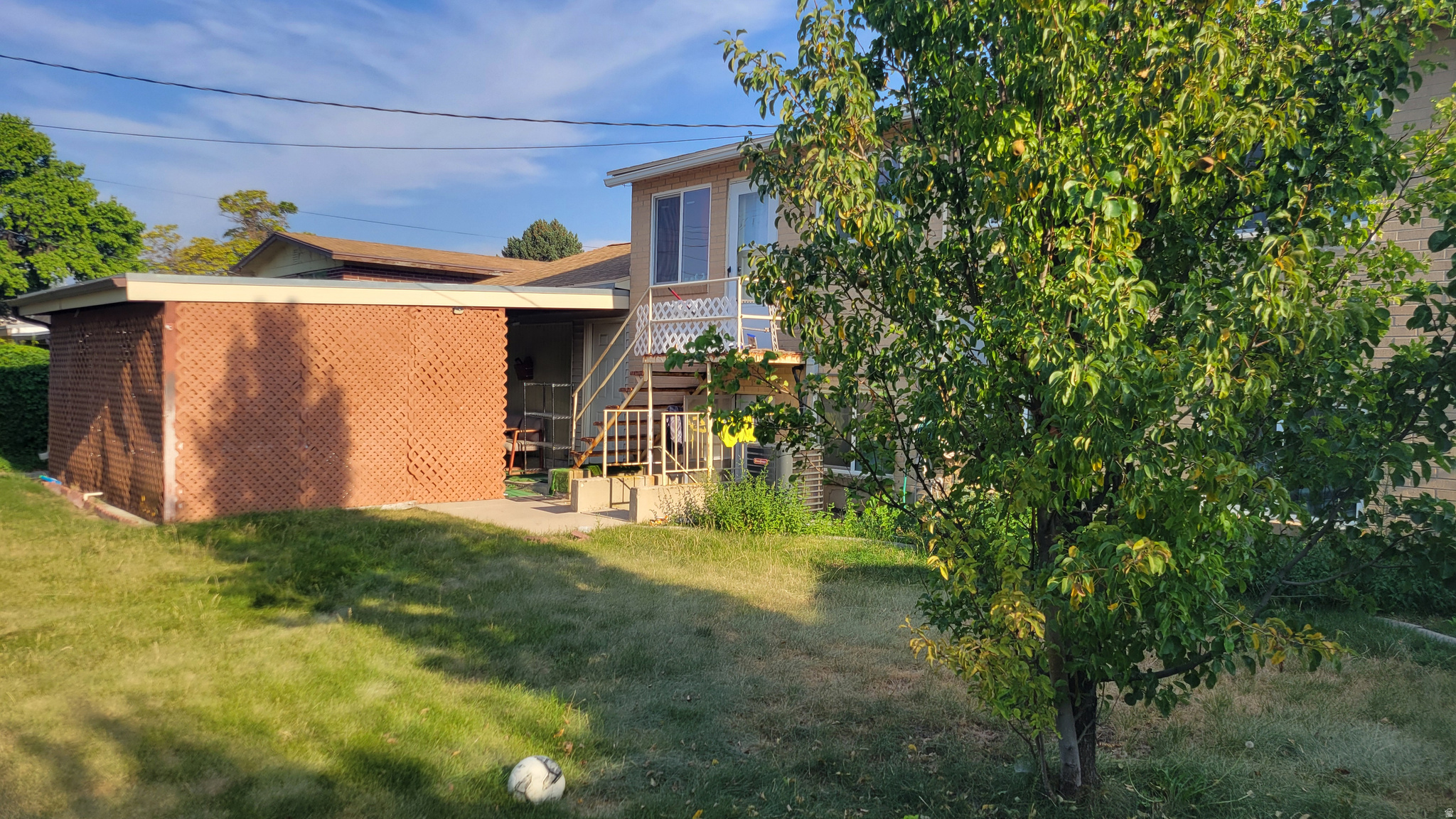 main property photo 19