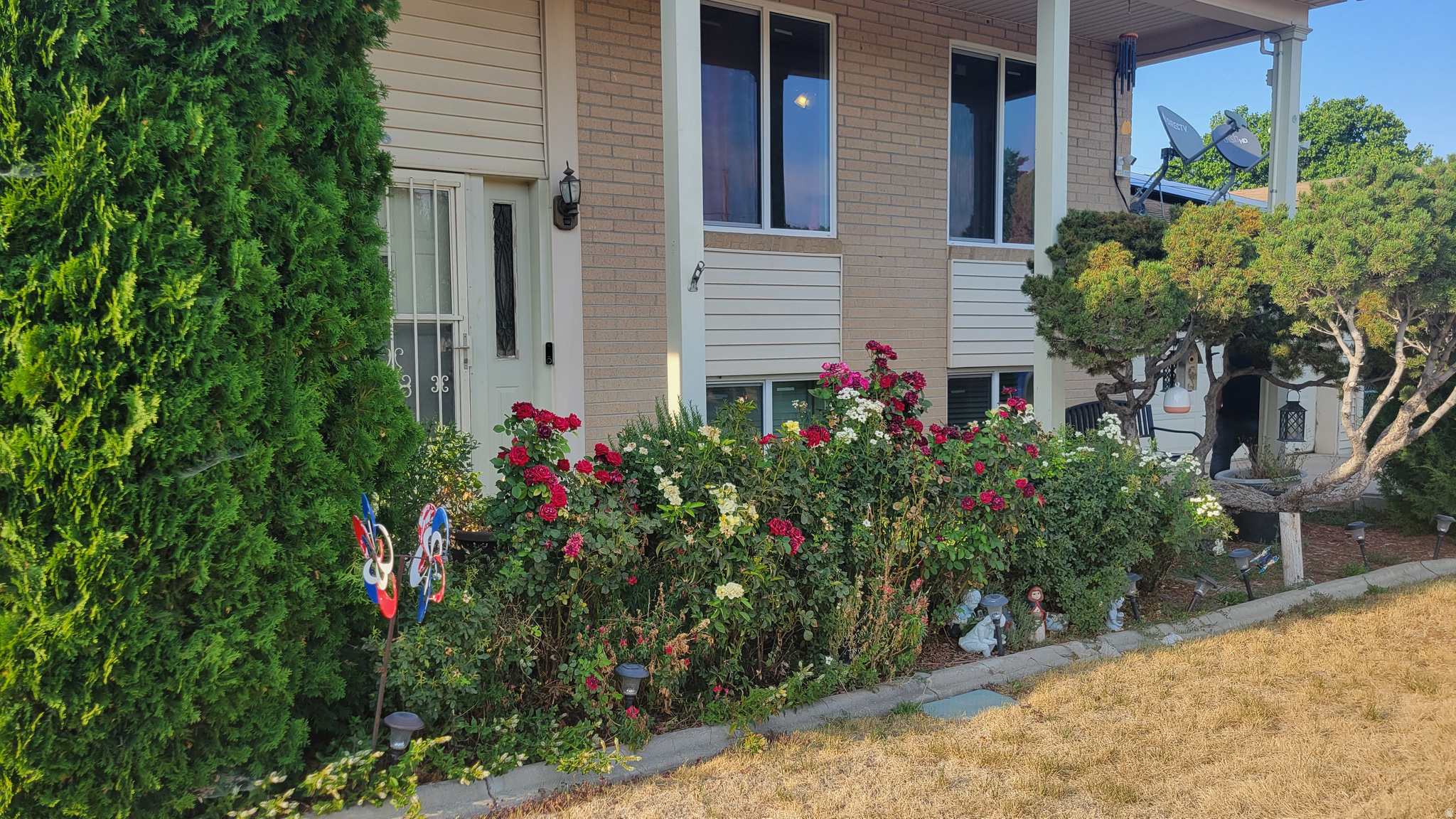 main property photo 3