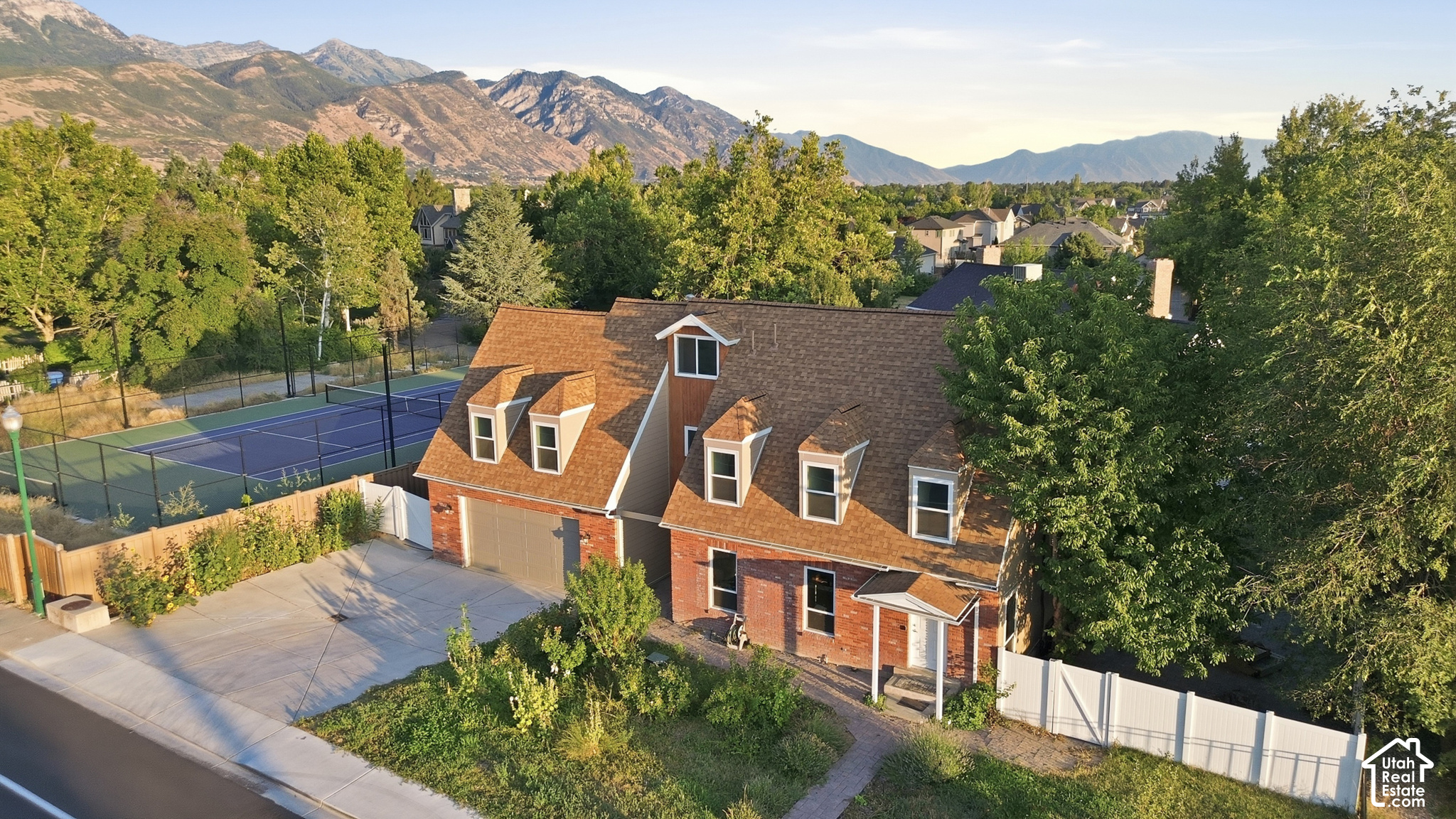 main property photo 75
