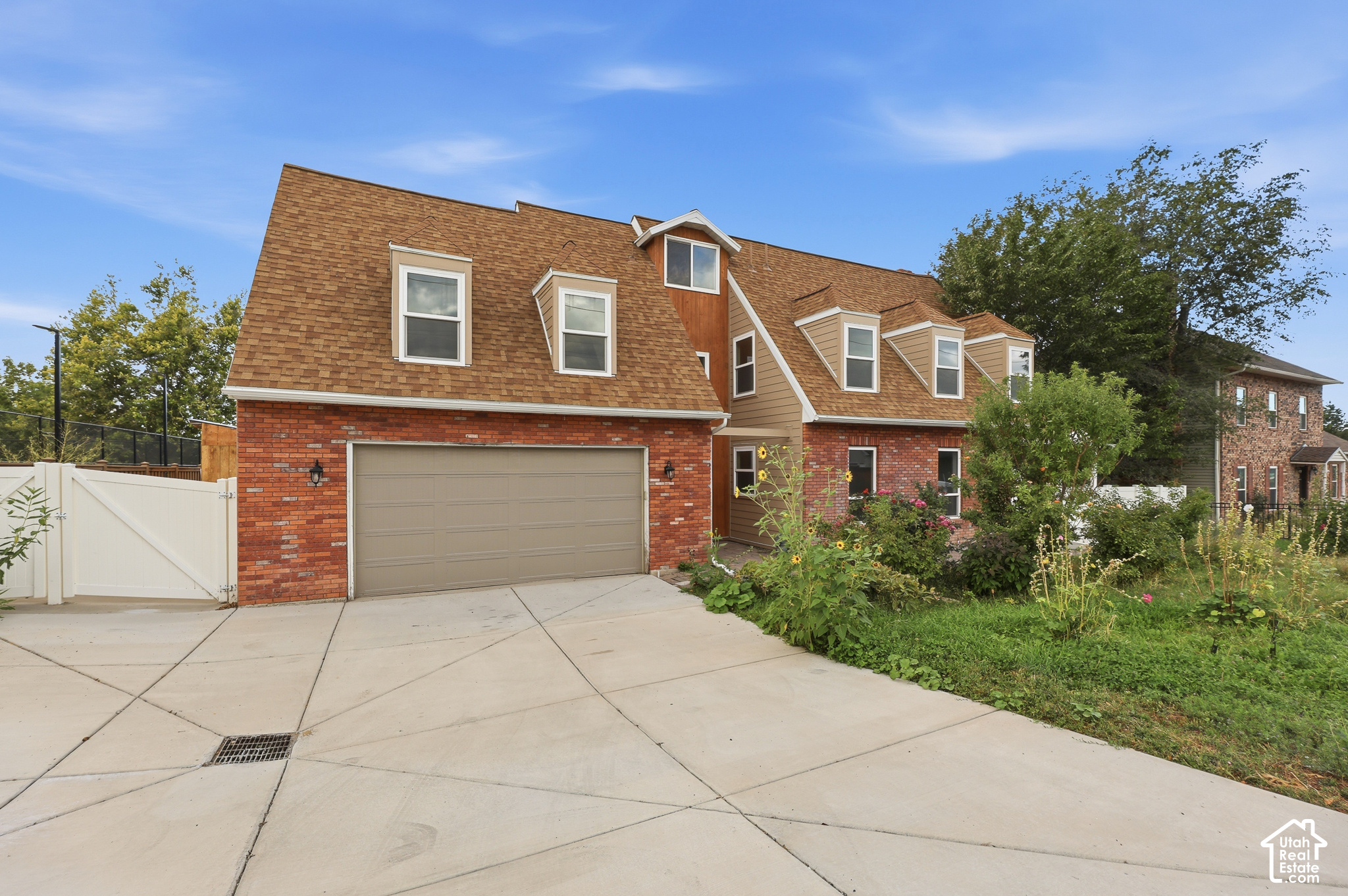 main property photo 78