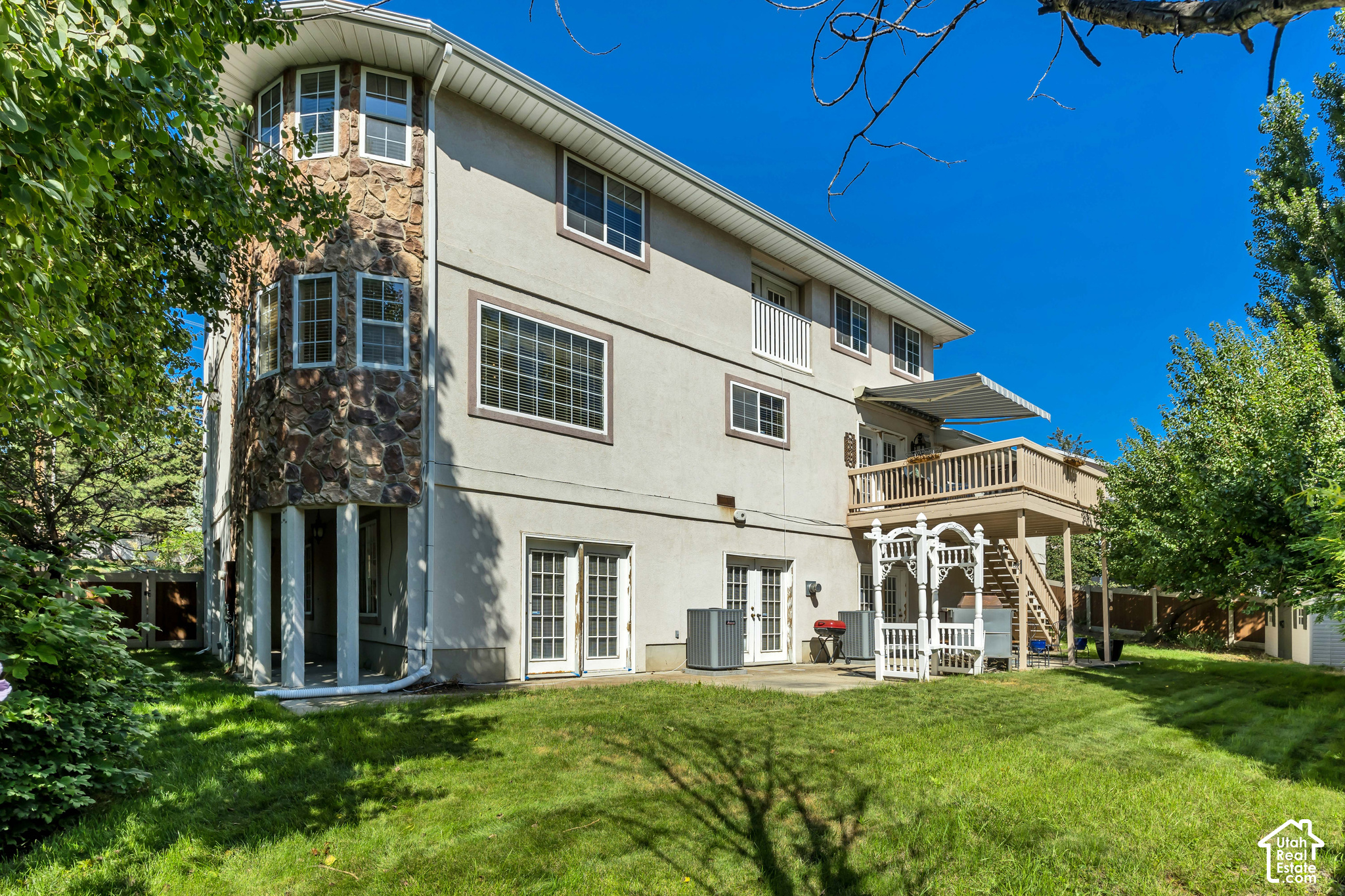 main property photo 74