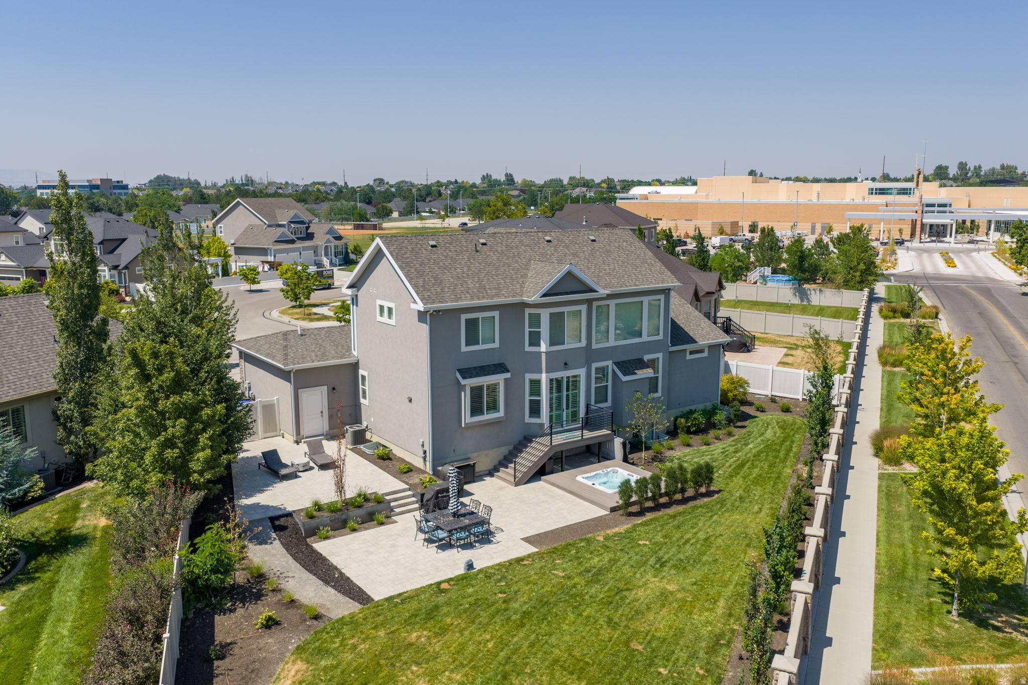 main property photo 48