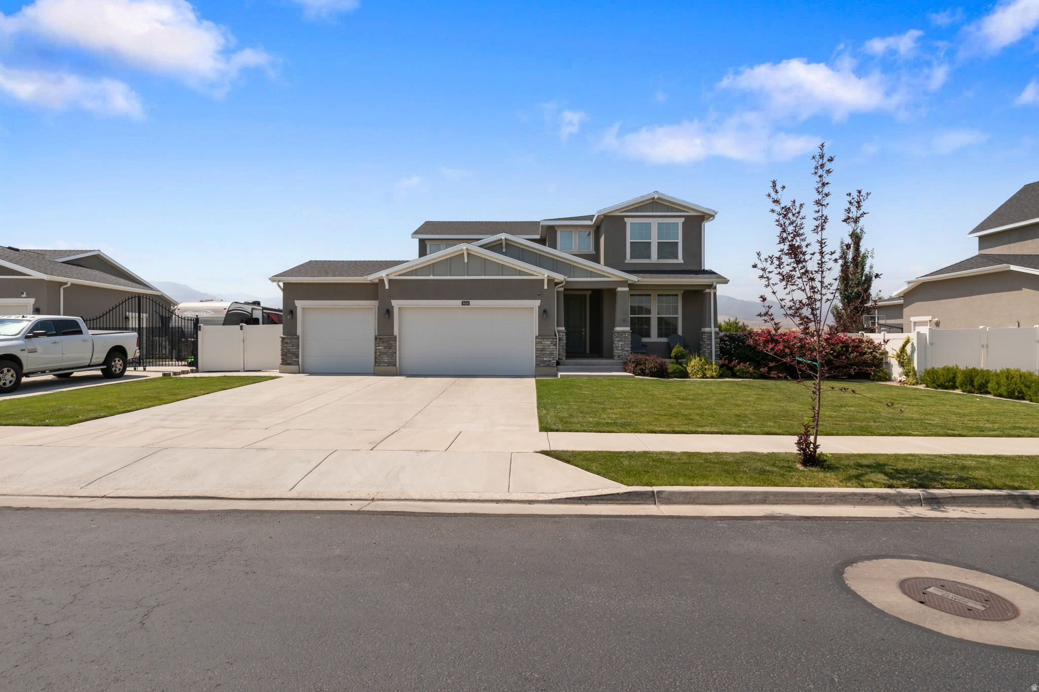 main property photo 45
