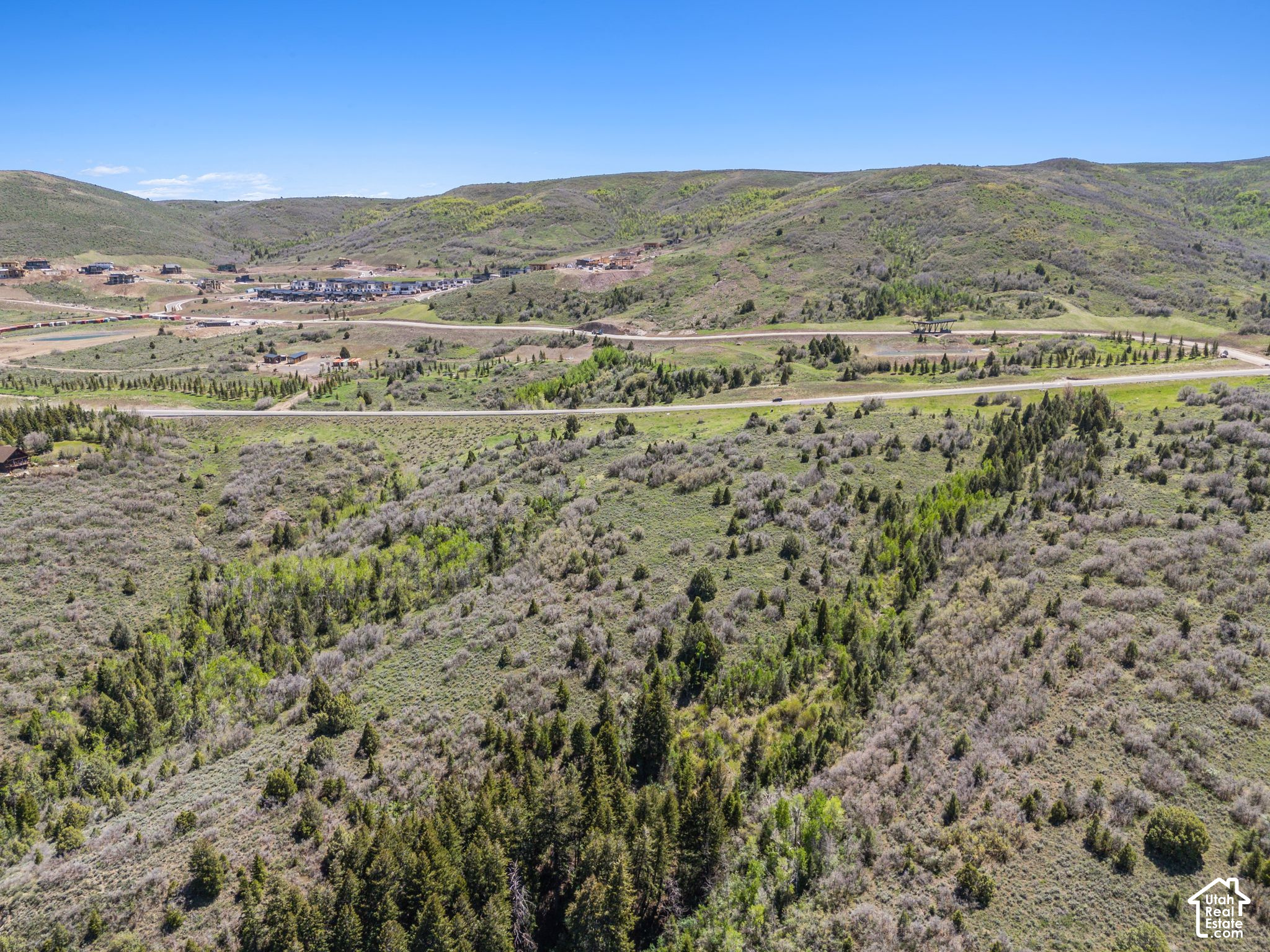 main property photo 17