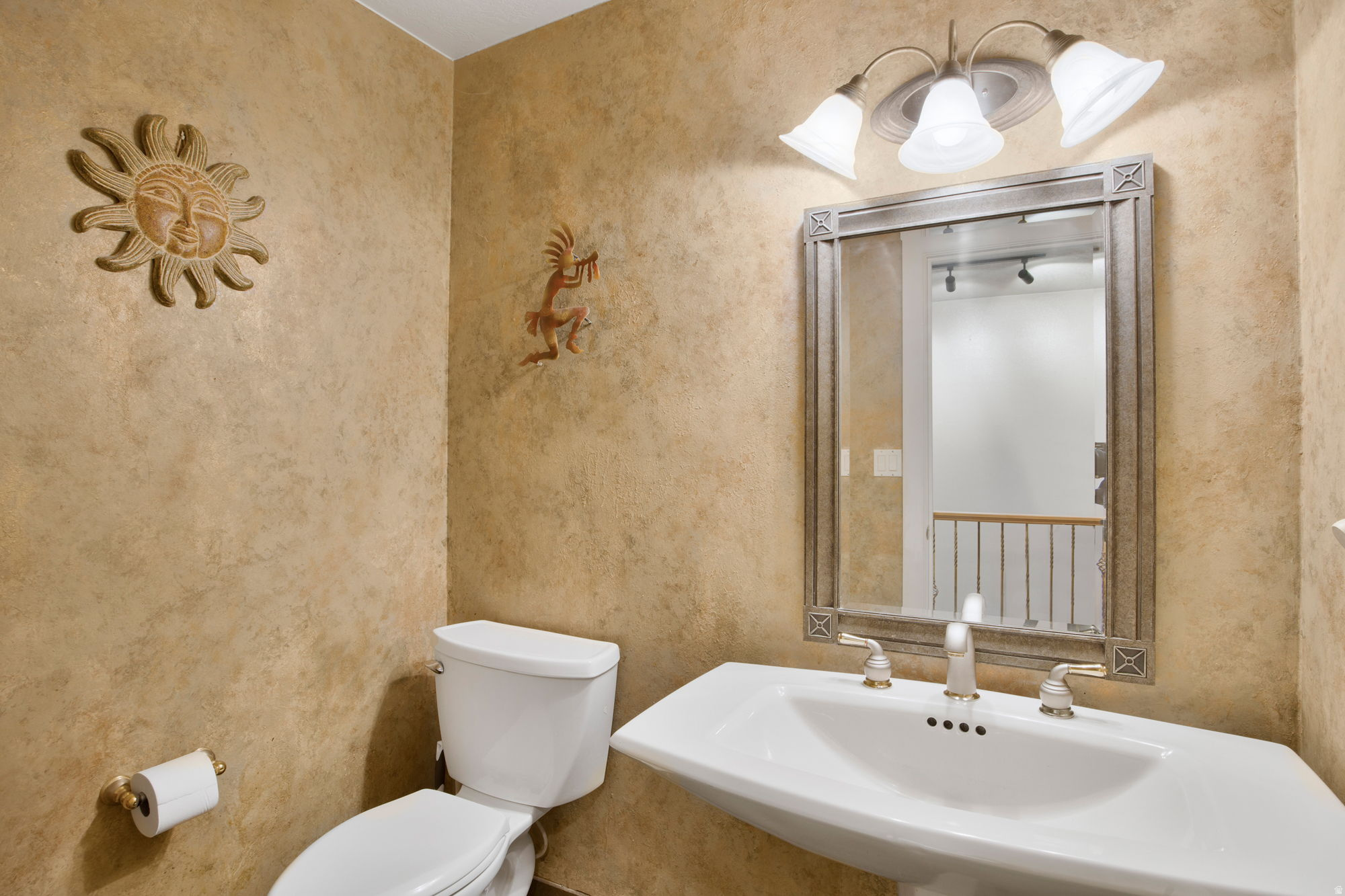 main property photo 41