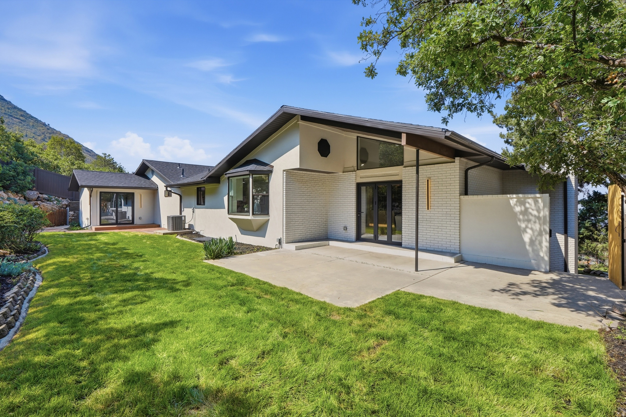 main property photo 59