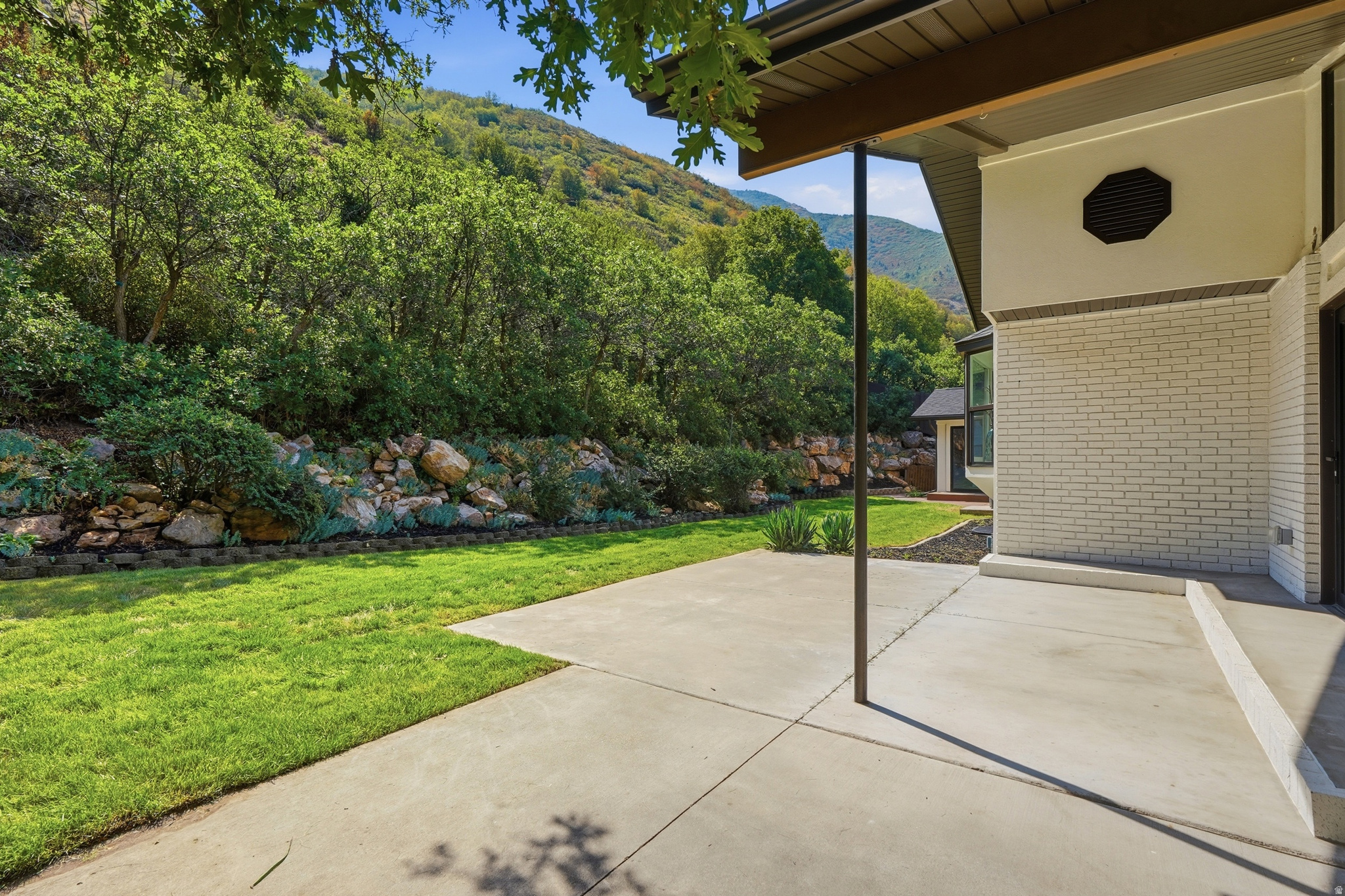 main property photo 60