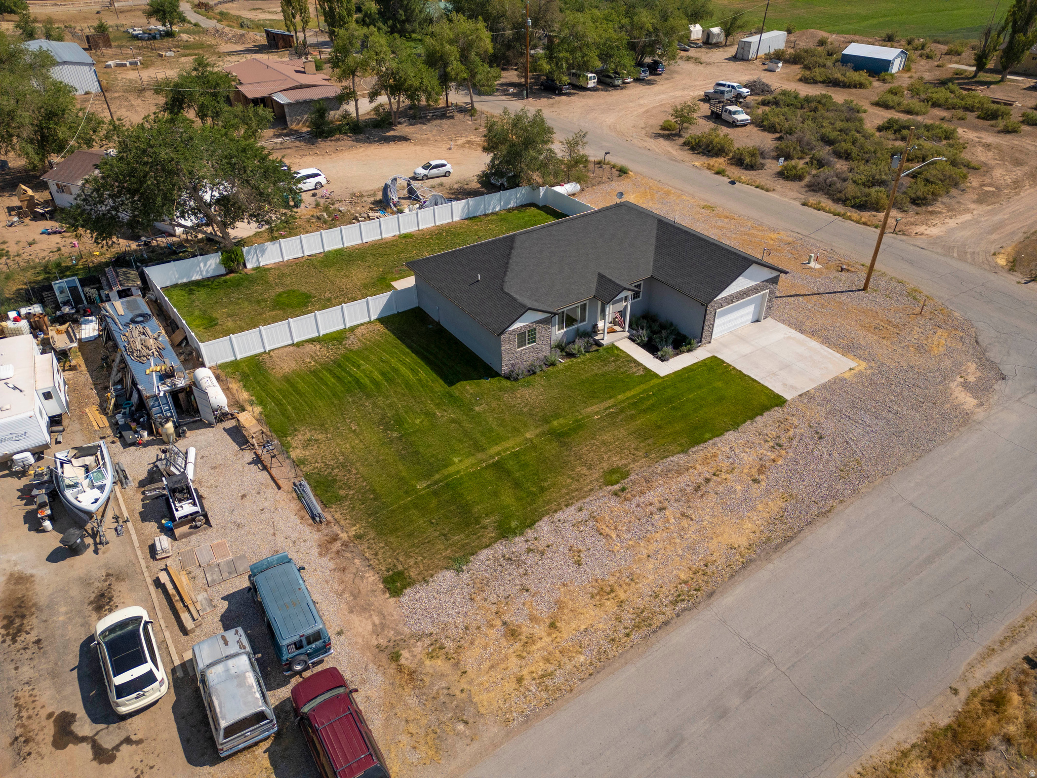 main property photo 39