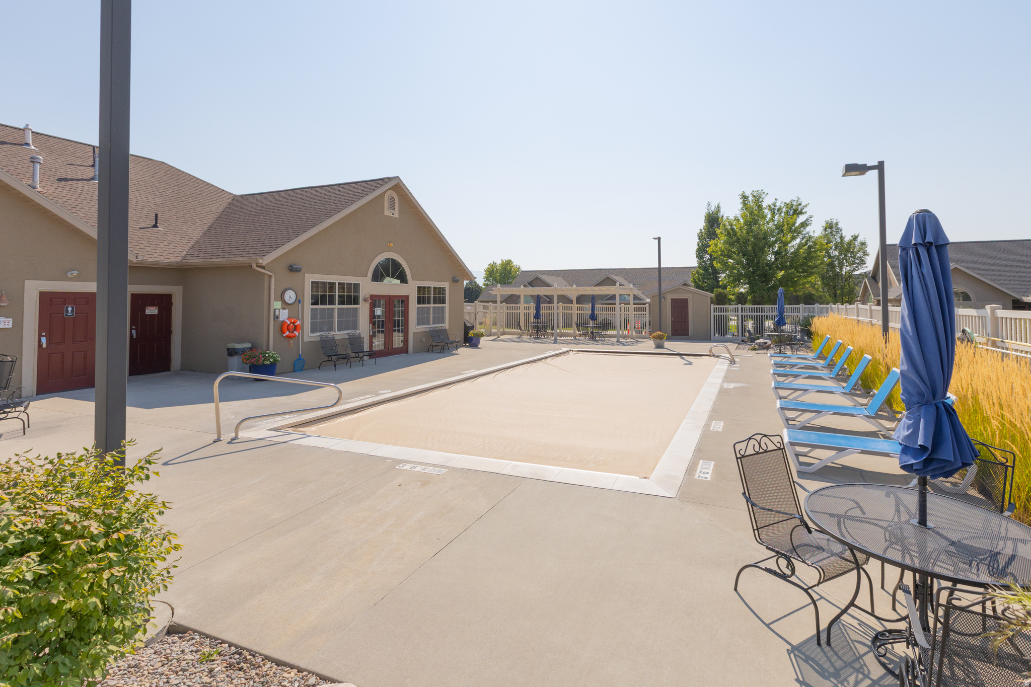 main property photo 70