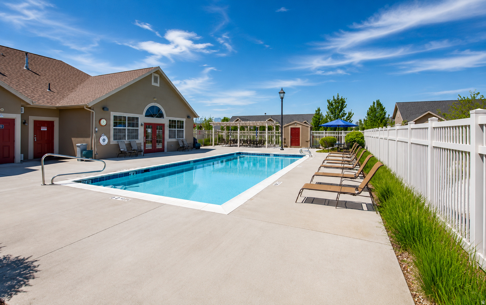 main property photo 71