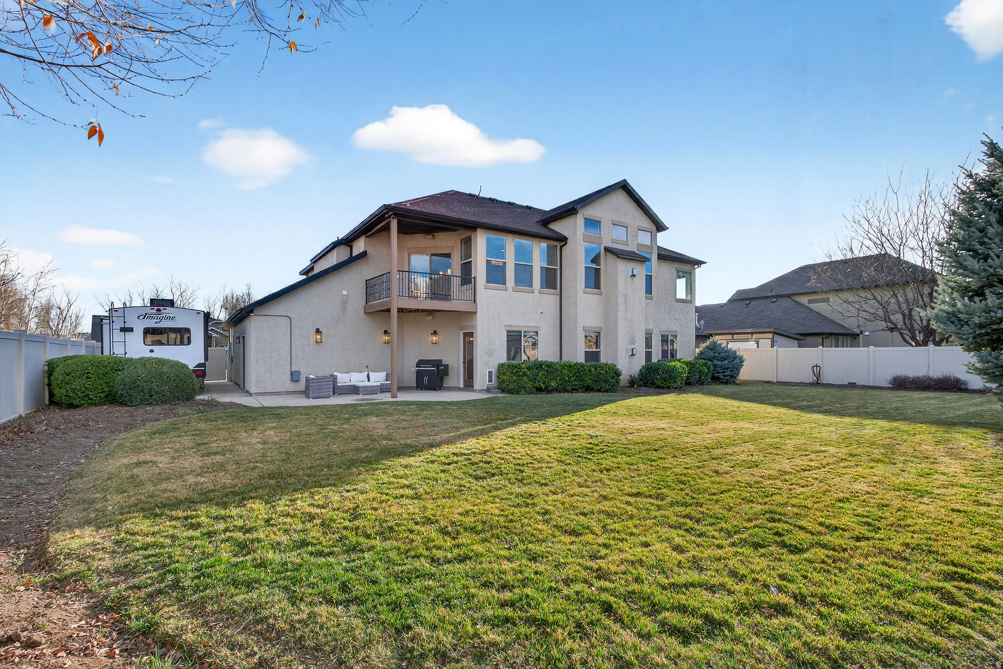 main property photo 34