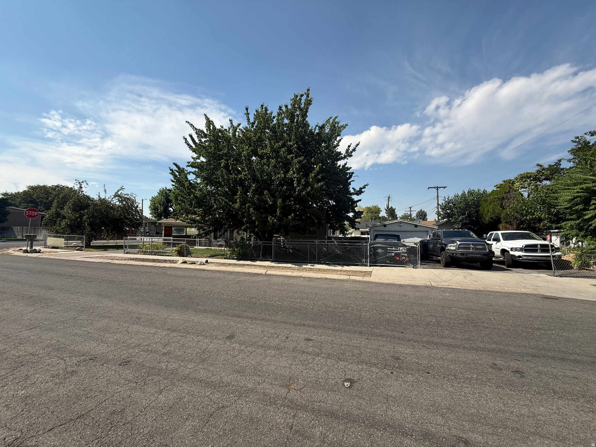 main property photo 30