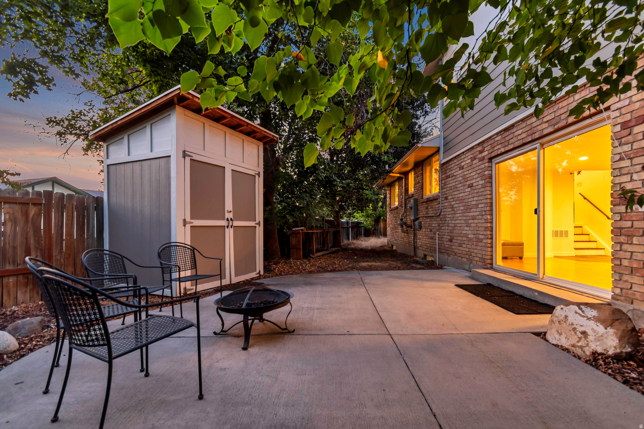 main property photo 22