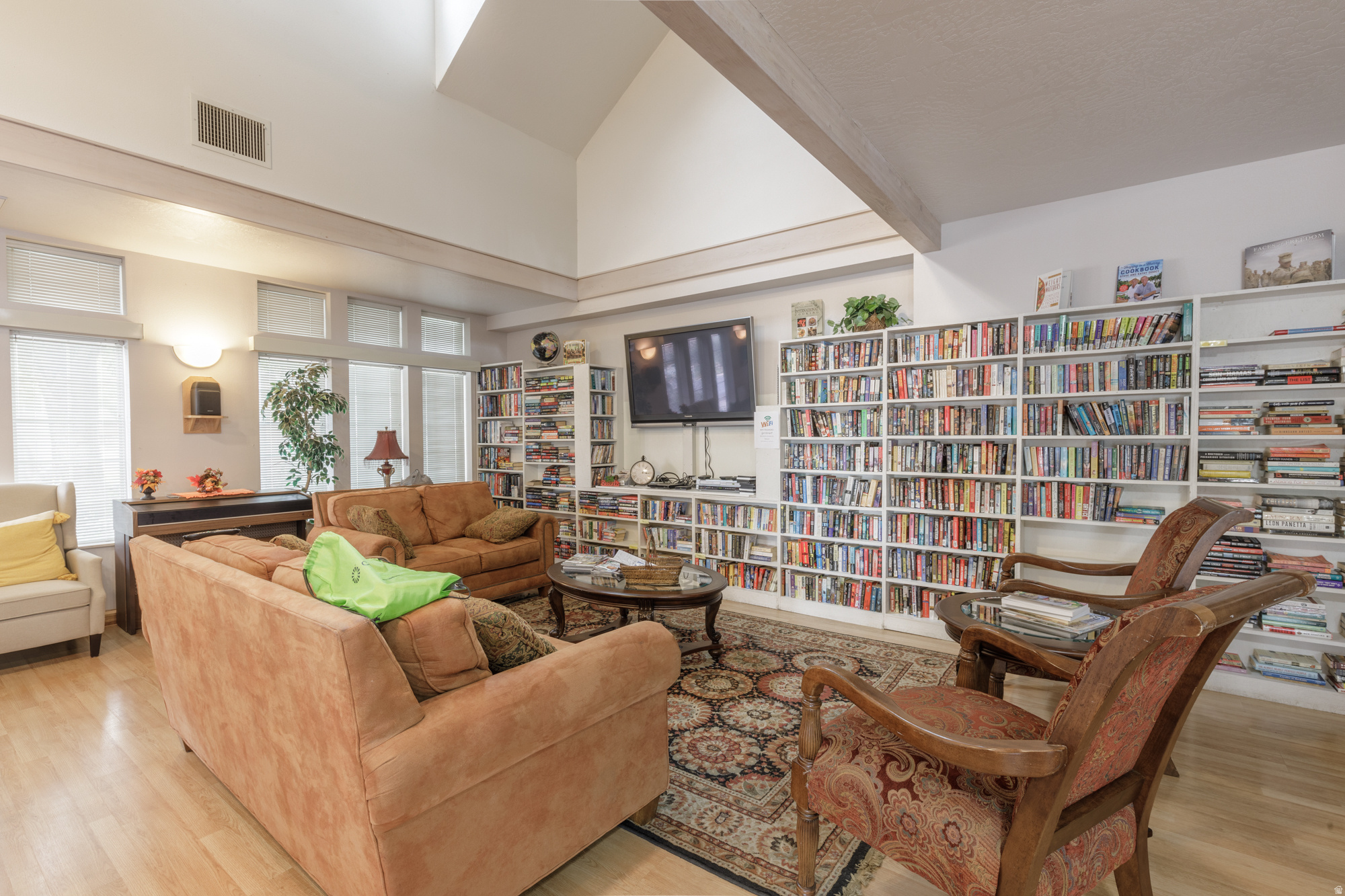 main property photo 33