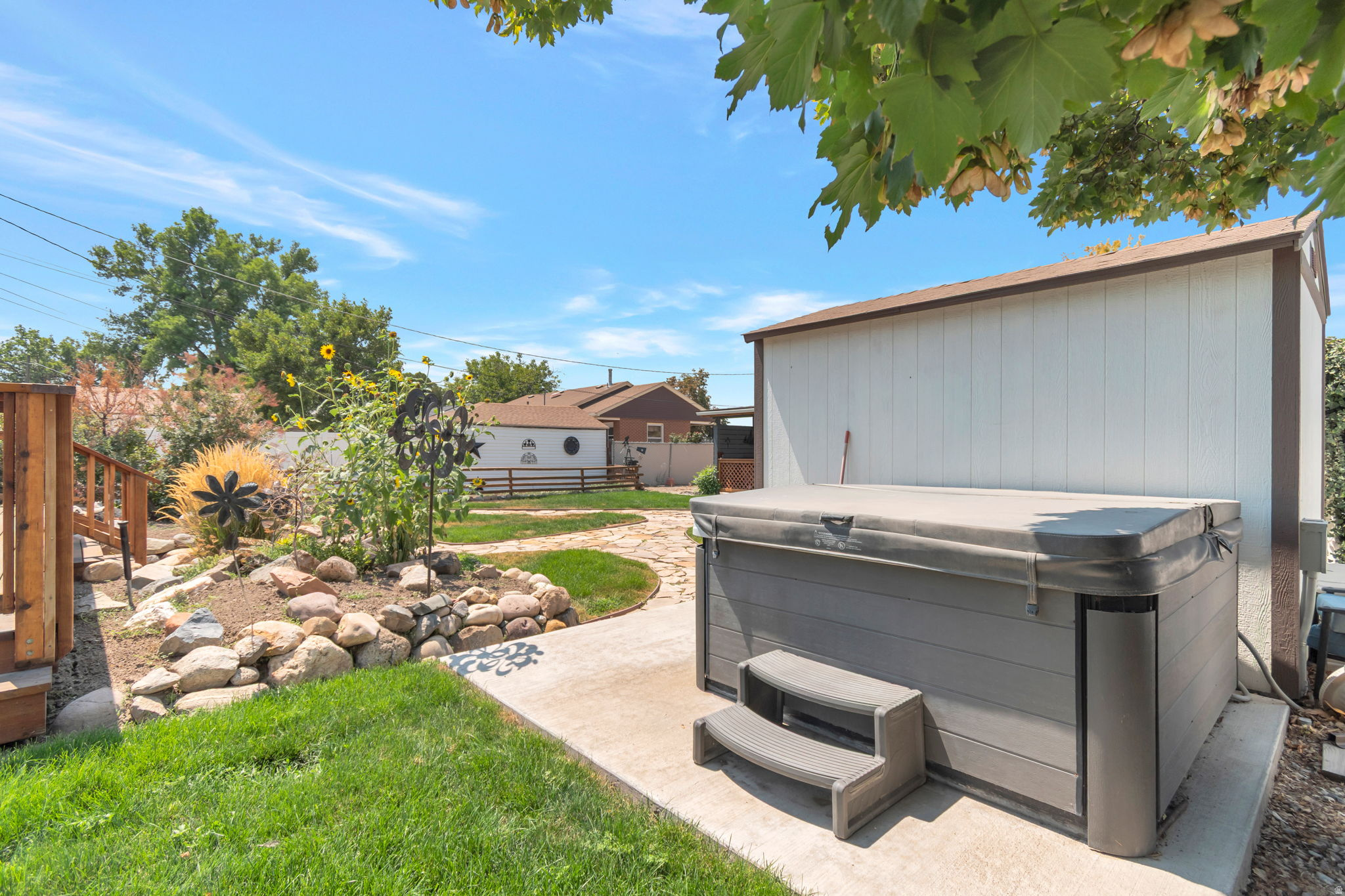 main property photo 36