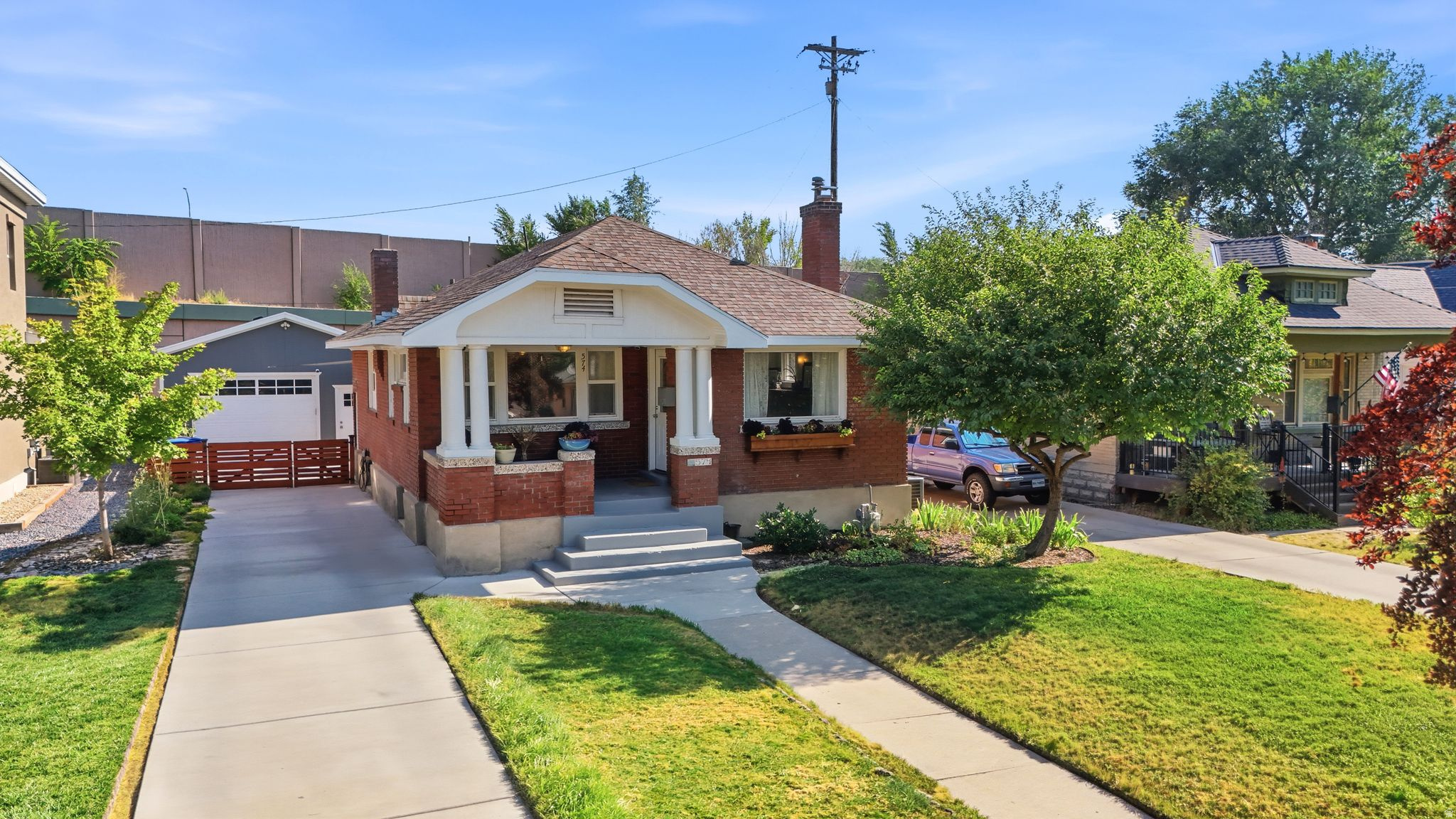 main property photo 3