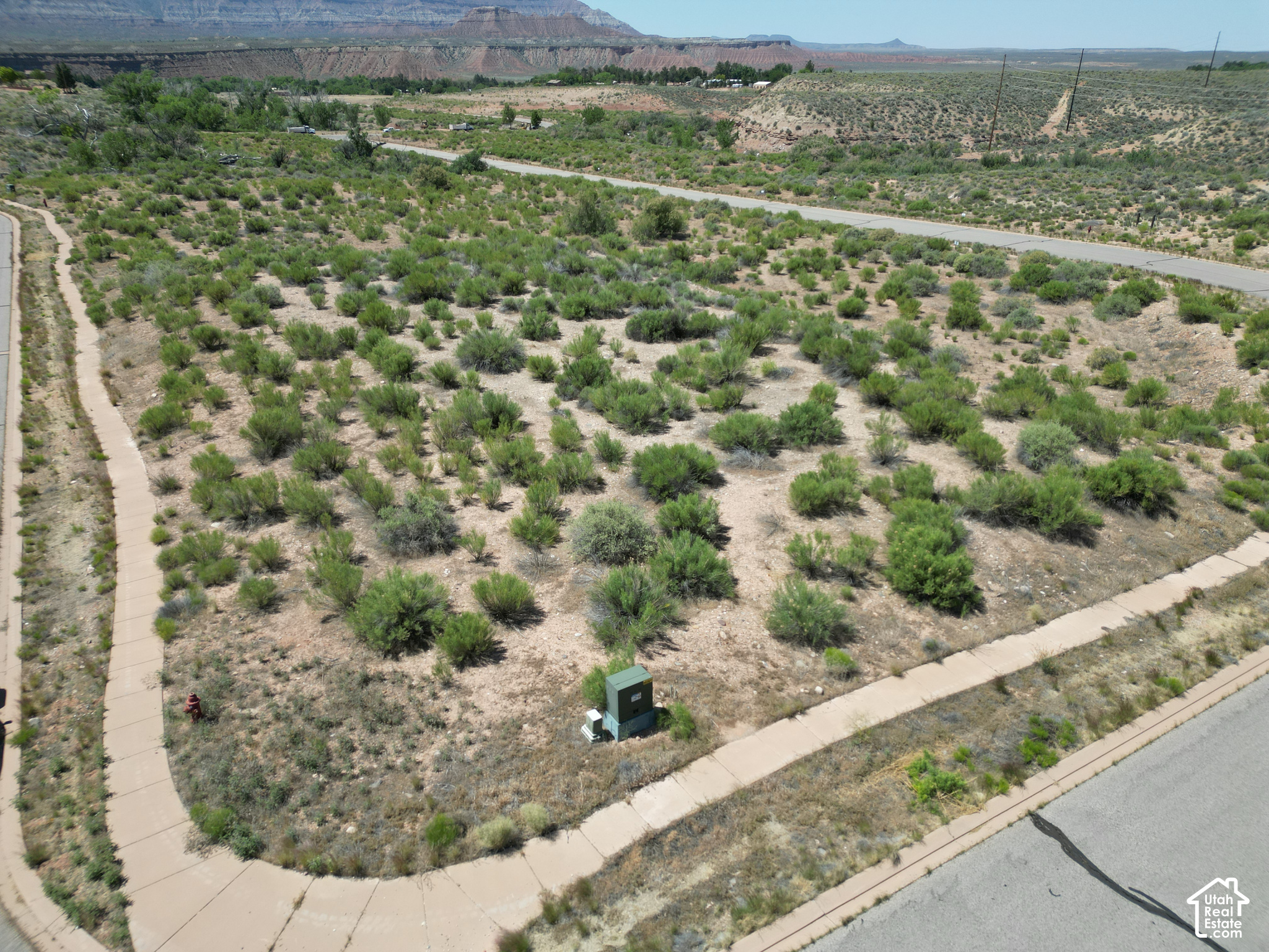 main property photo 3