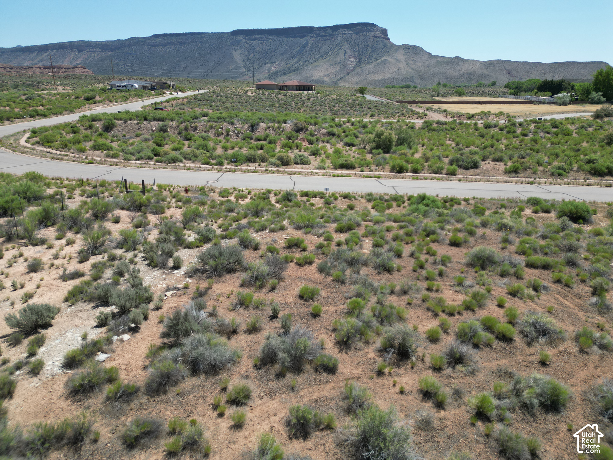 main property photo 4
