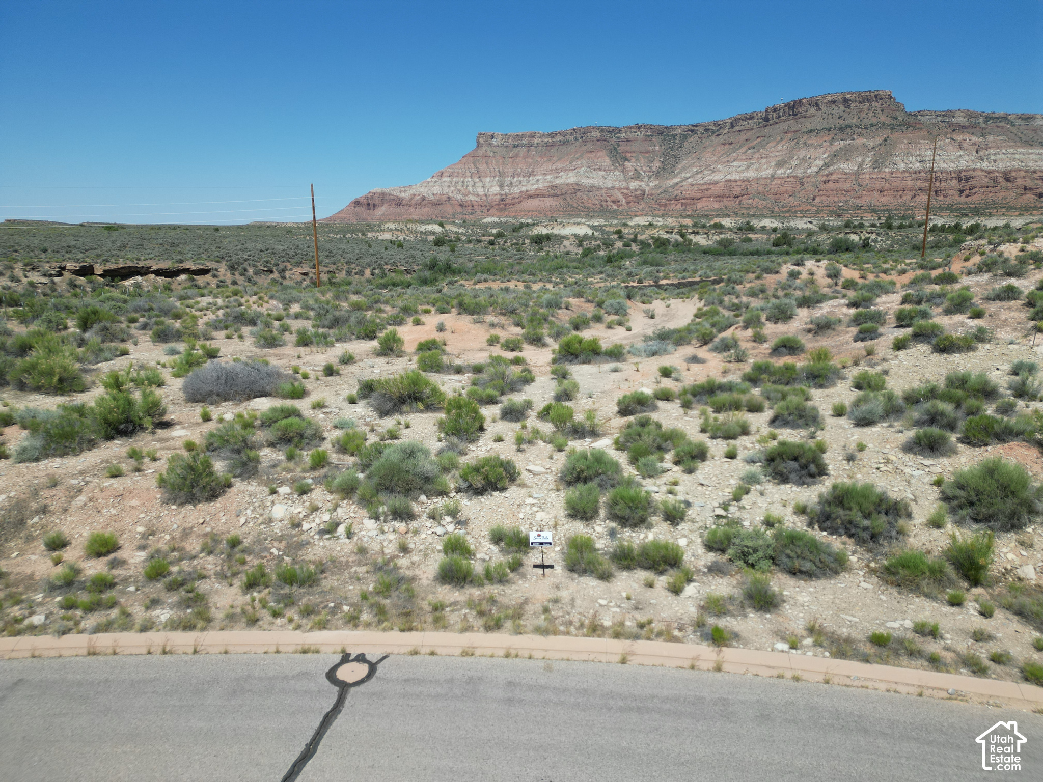main property photo 6