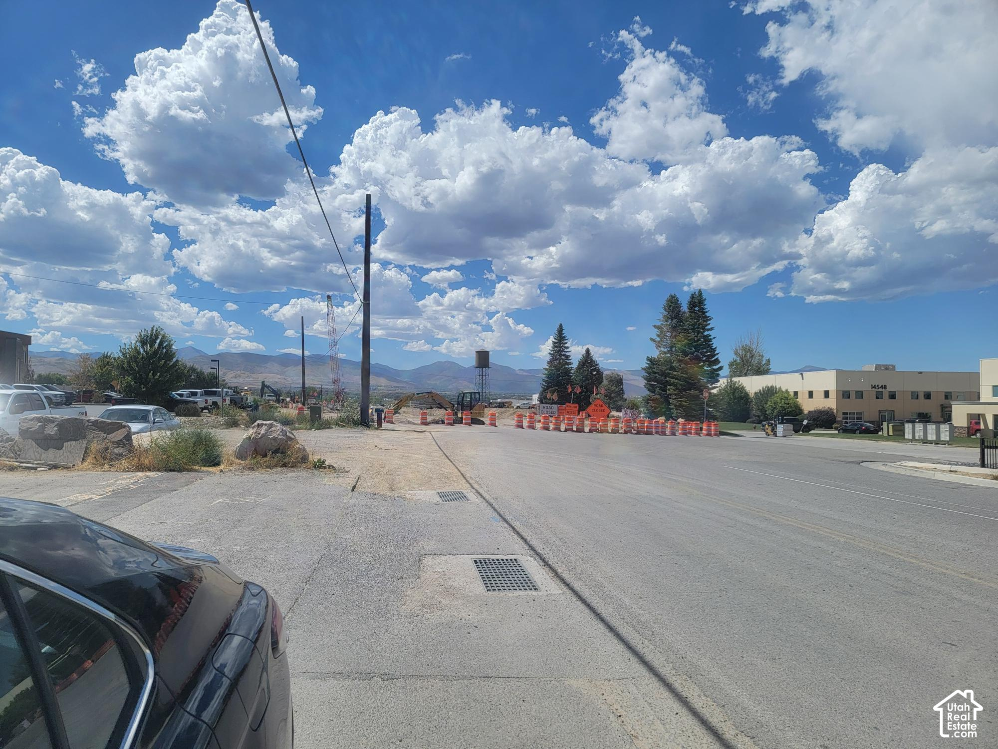main property photo 14