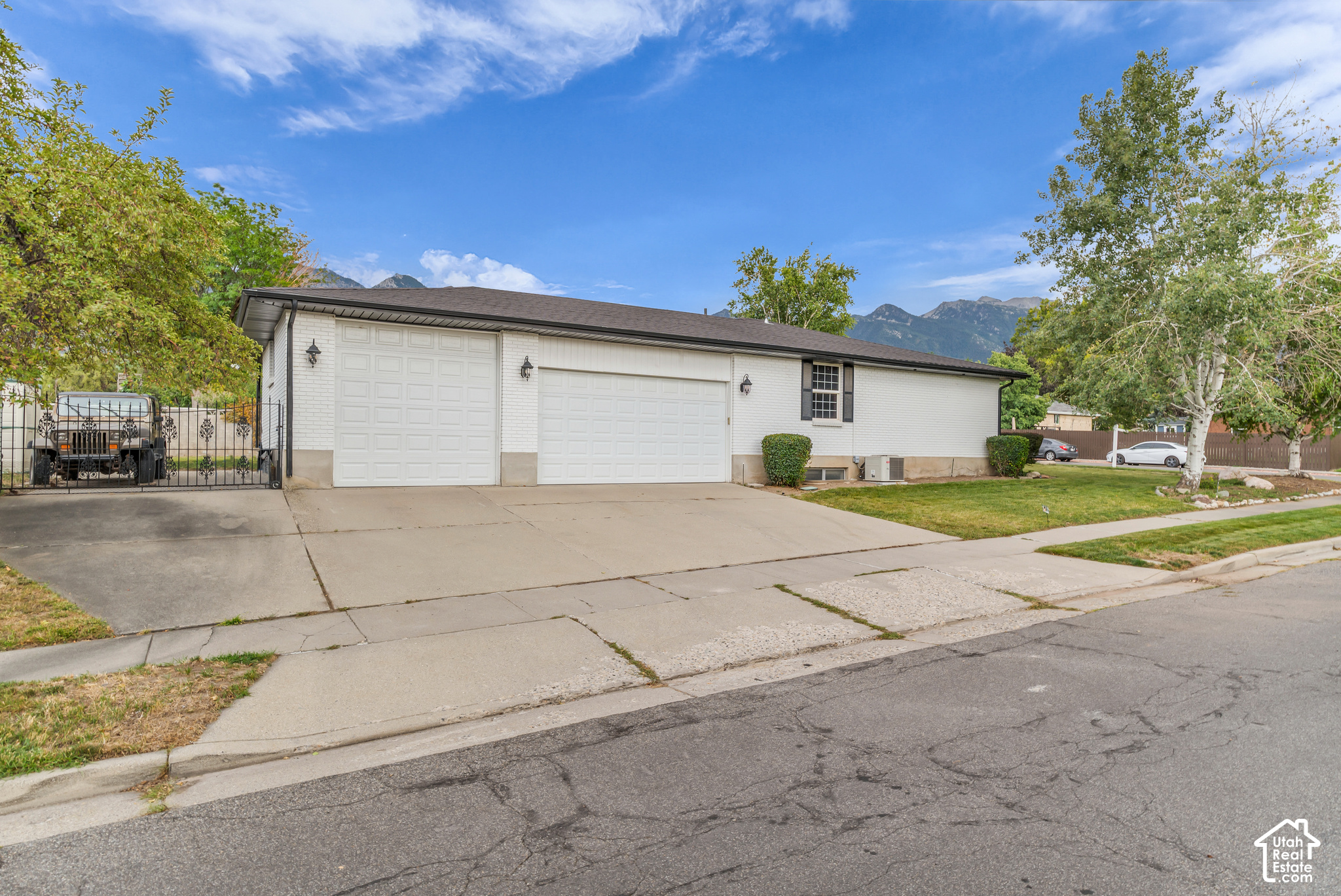 main property photo 9