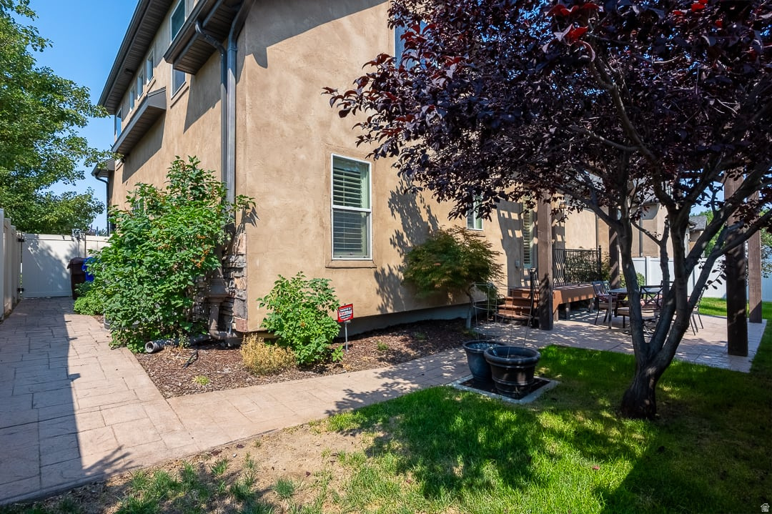 main property photo 39