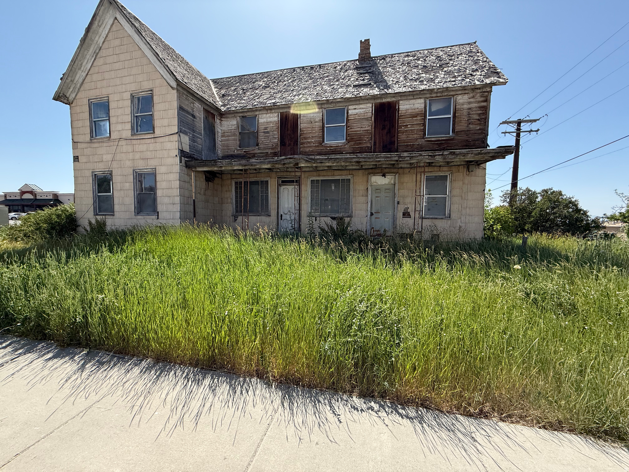 main property photo 2