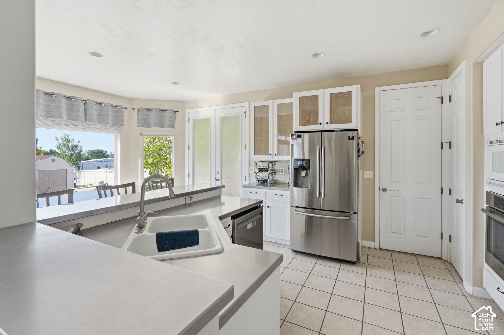 main property photo 31