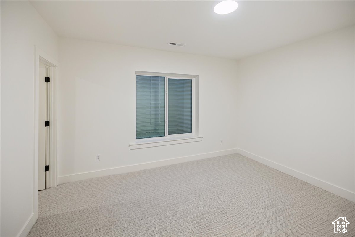 main property photo 78