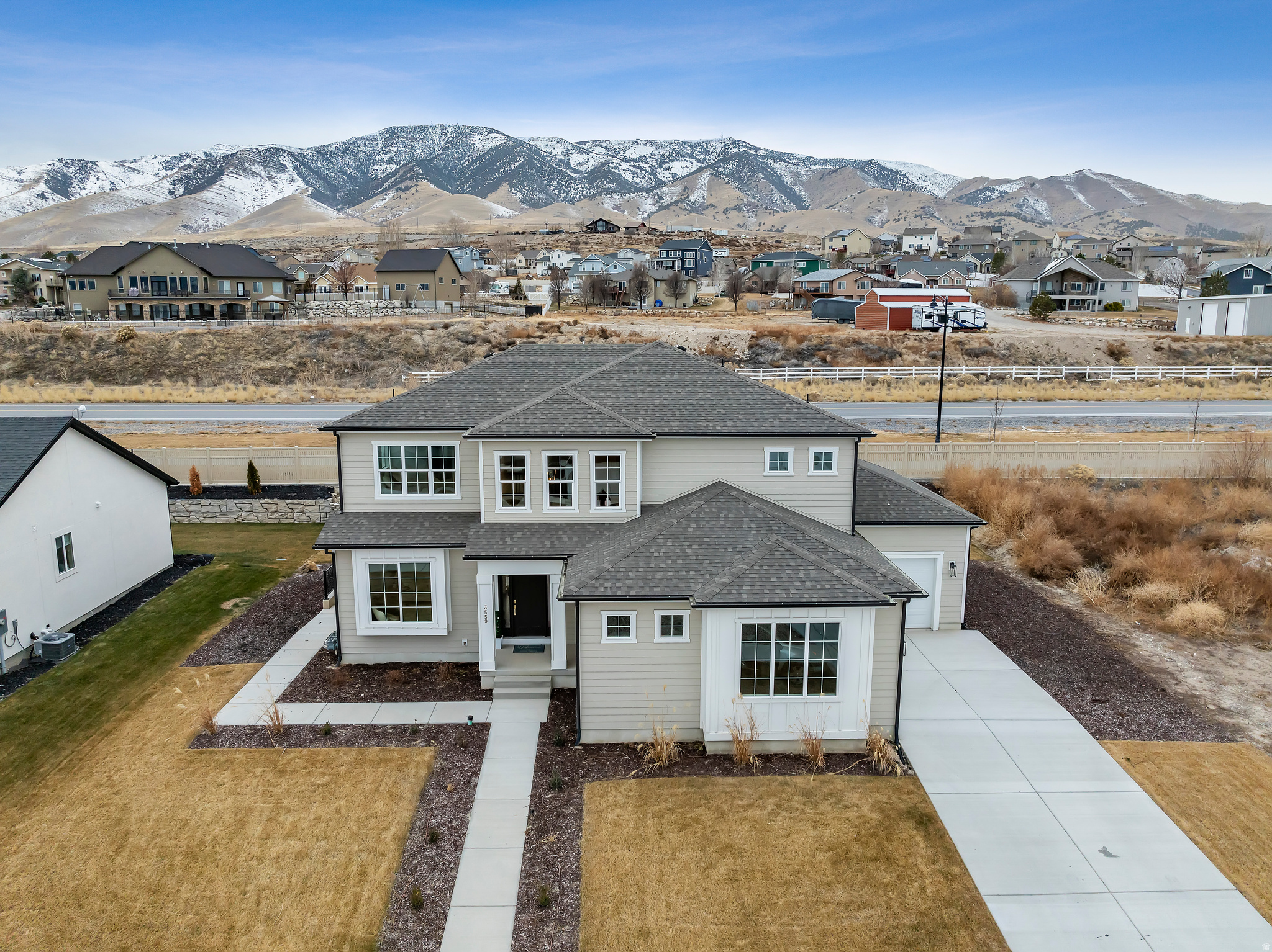 main property photo 38