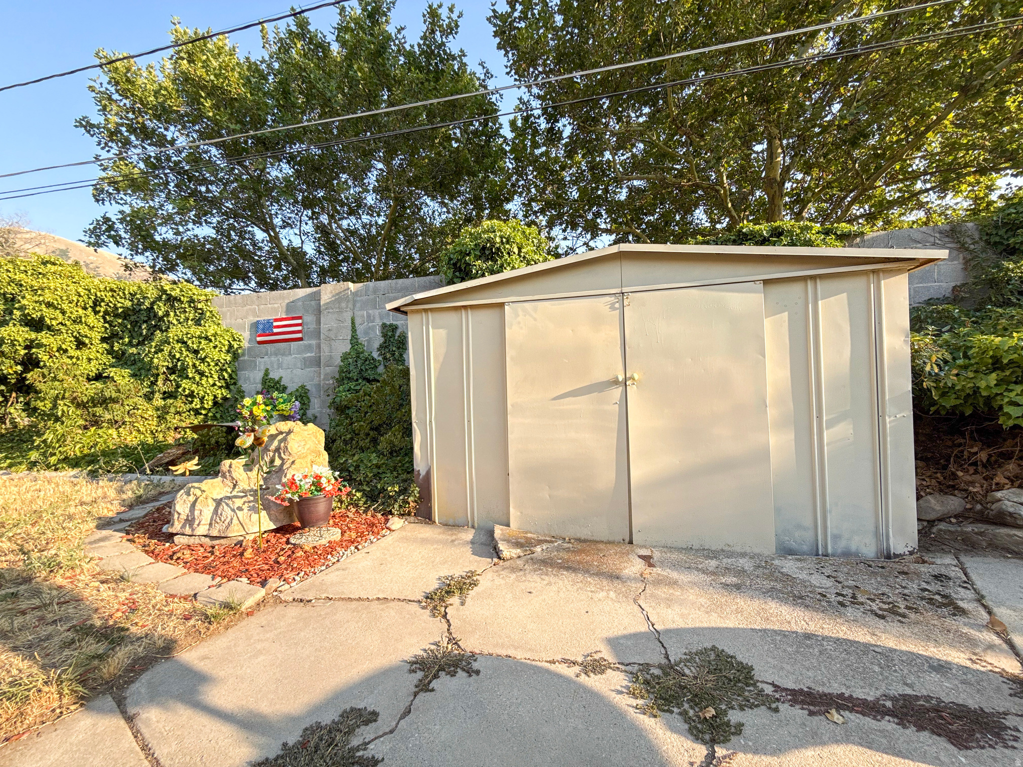 main property photo 22